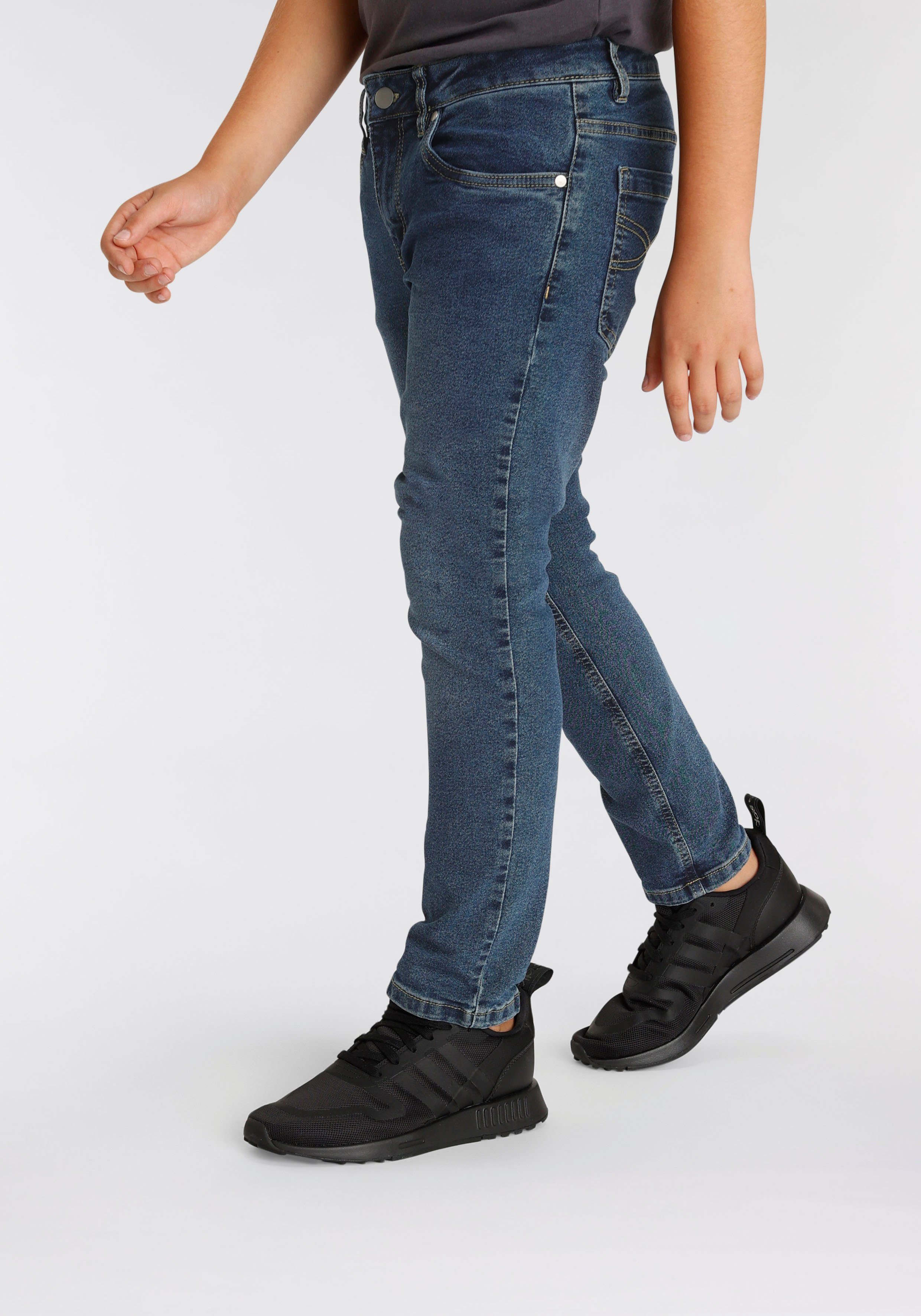 Stretch-Jeans Bein mit KIDSWORLD schmalem