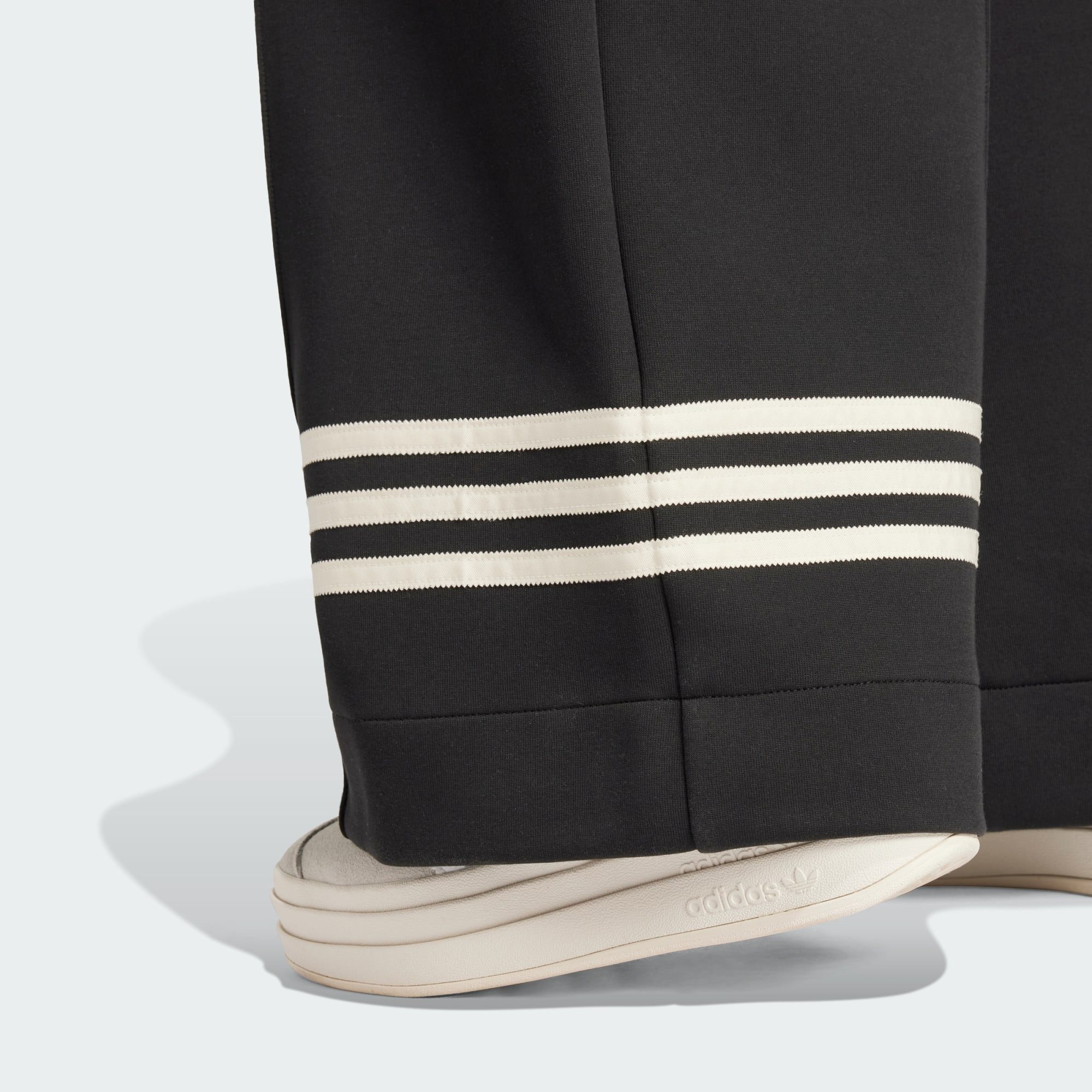 adidas Originals Trainingshose ADICOLOR NEUCLASSICS TRAININGSHOSE (1-tlg)
