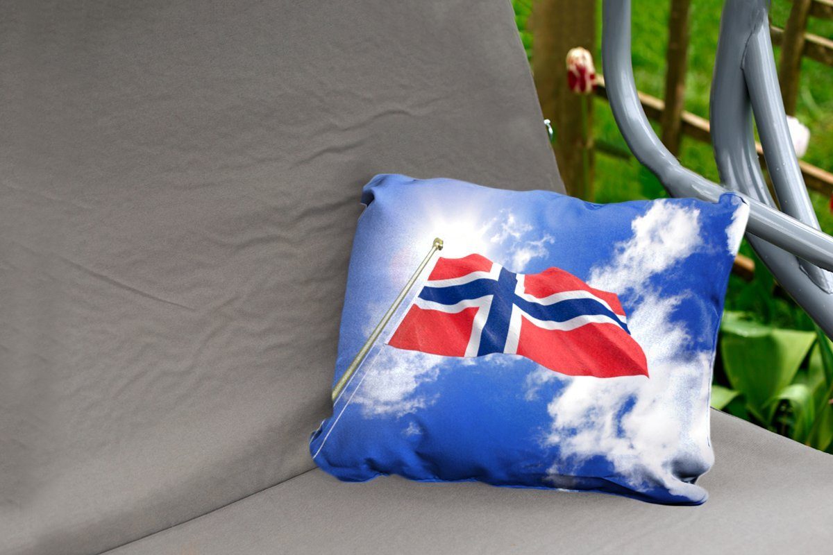 Himmel, MuchoWow blauem Kissenhülle Dekokissen mit Outdoor-Dekorationskissen, Flagge Dekokissenbezug, Polyester, von Norwegen