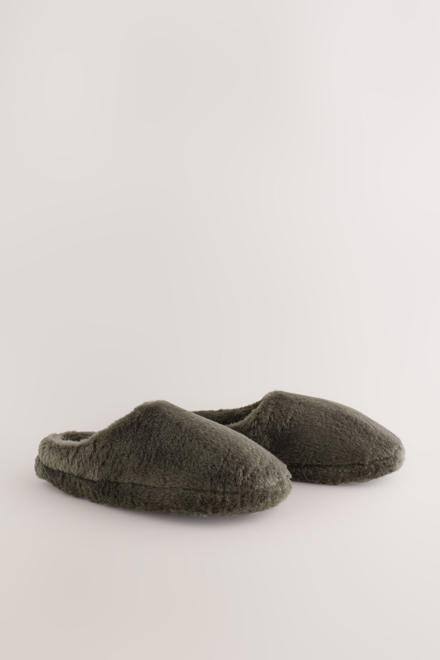 Next Pantolette aus Kunstfell Hausschuh (1-tlg)