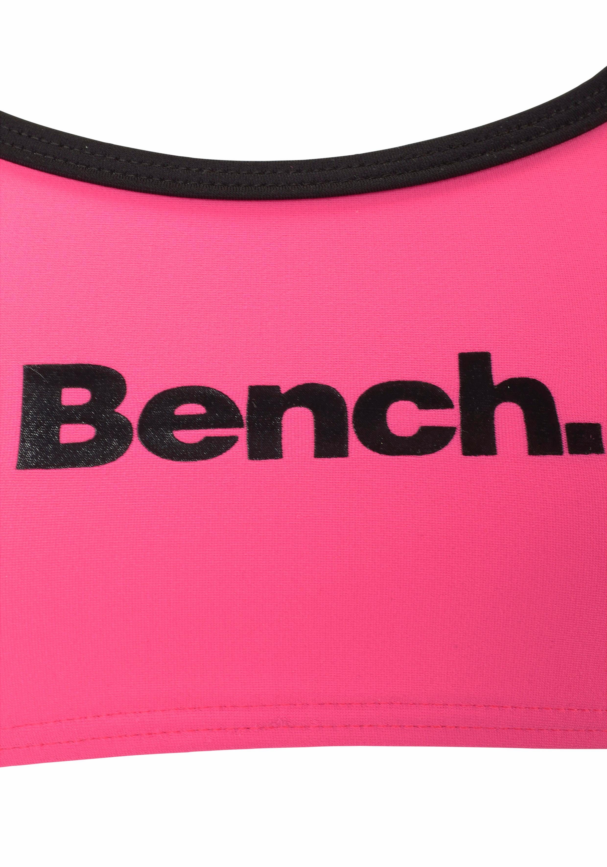 Bench. Bustier-Bikini mit gekreuzten Trägern