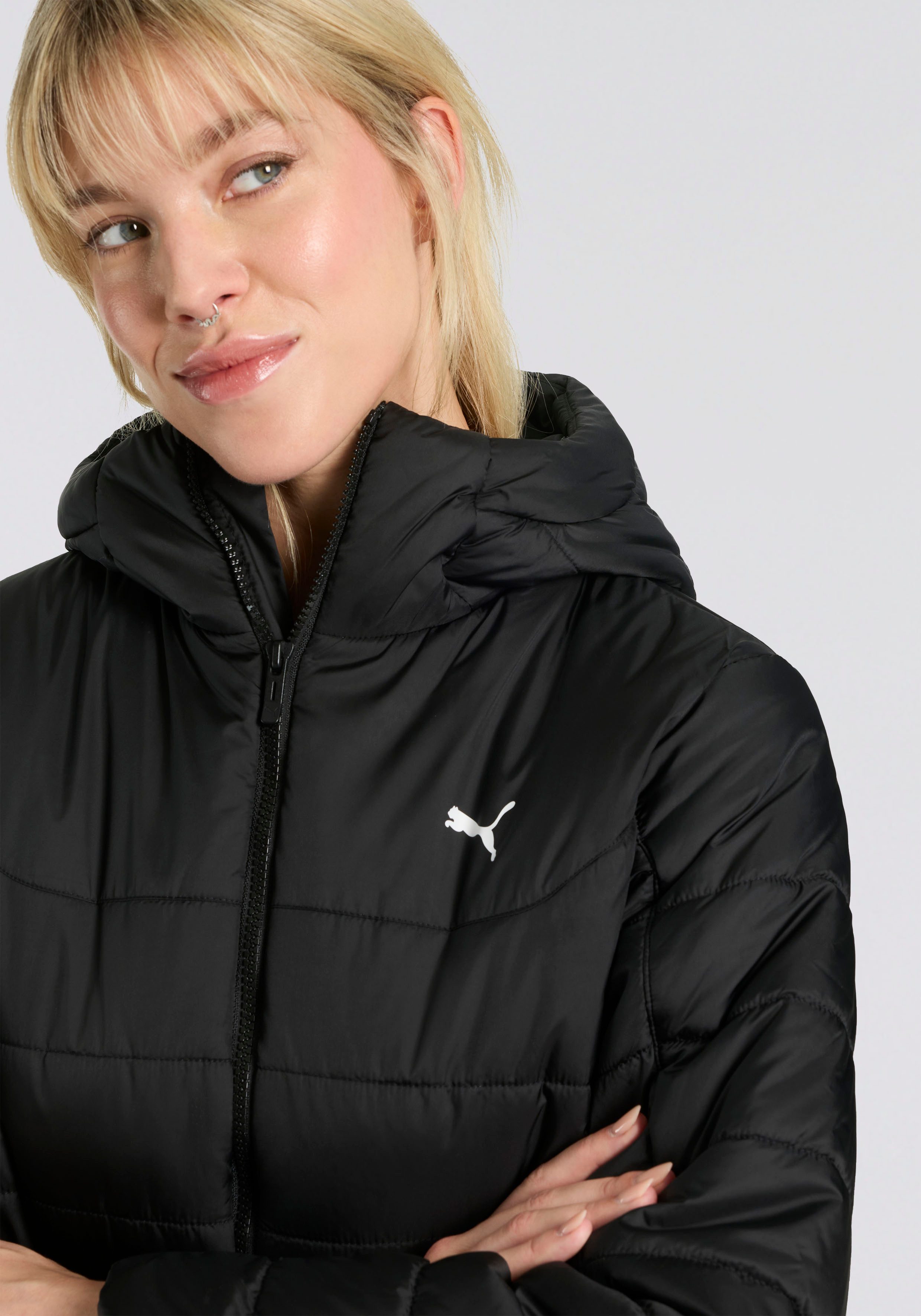 PUMA Winterjacke ESS HOODED PADDED JACKET mit Kapuze, mit Eingrifftaschen, mit Reißverschluss