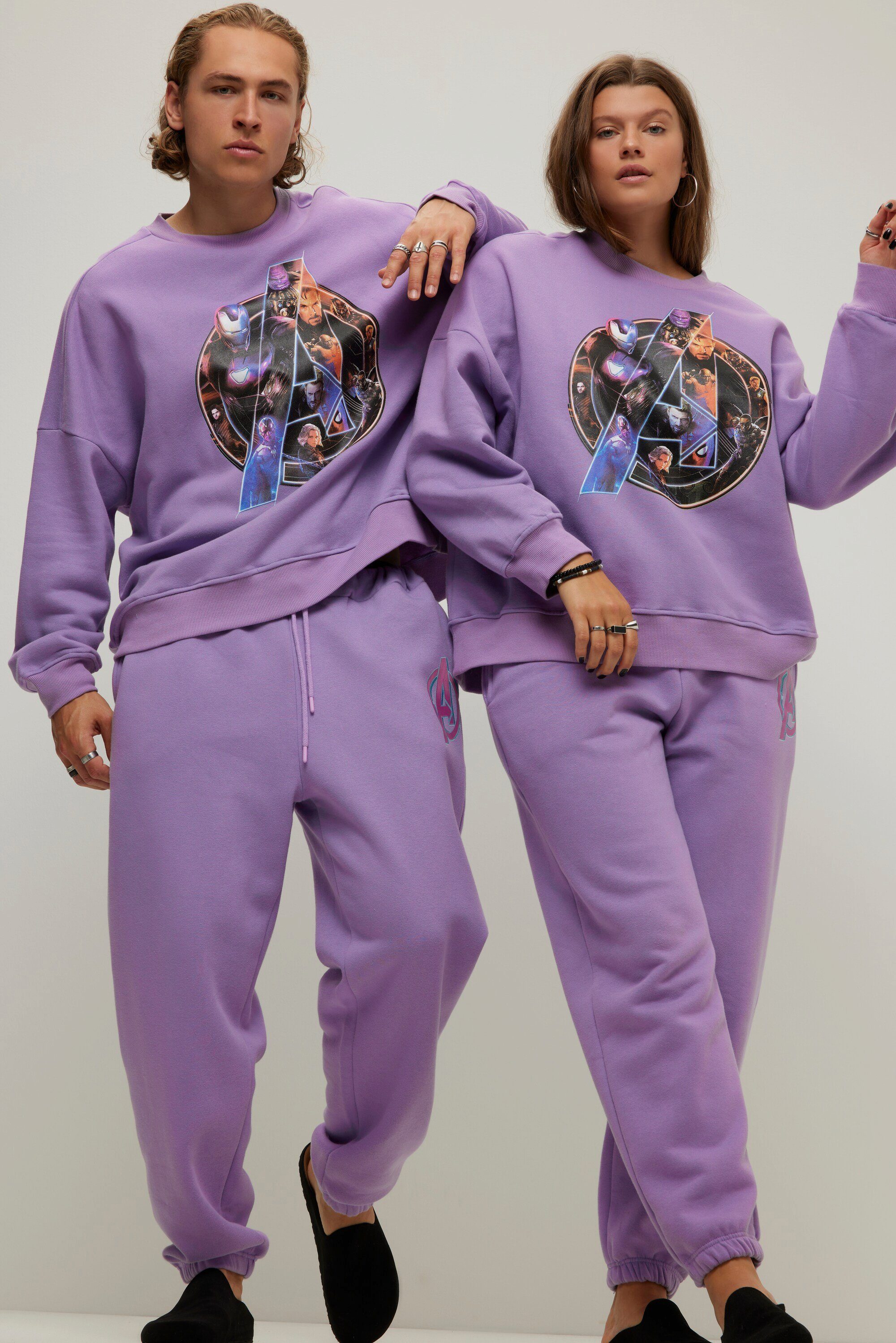 Studio Untold Sweathose Sweatpants Wide Legs Elastikbund Marvel Print günstig online kaufen