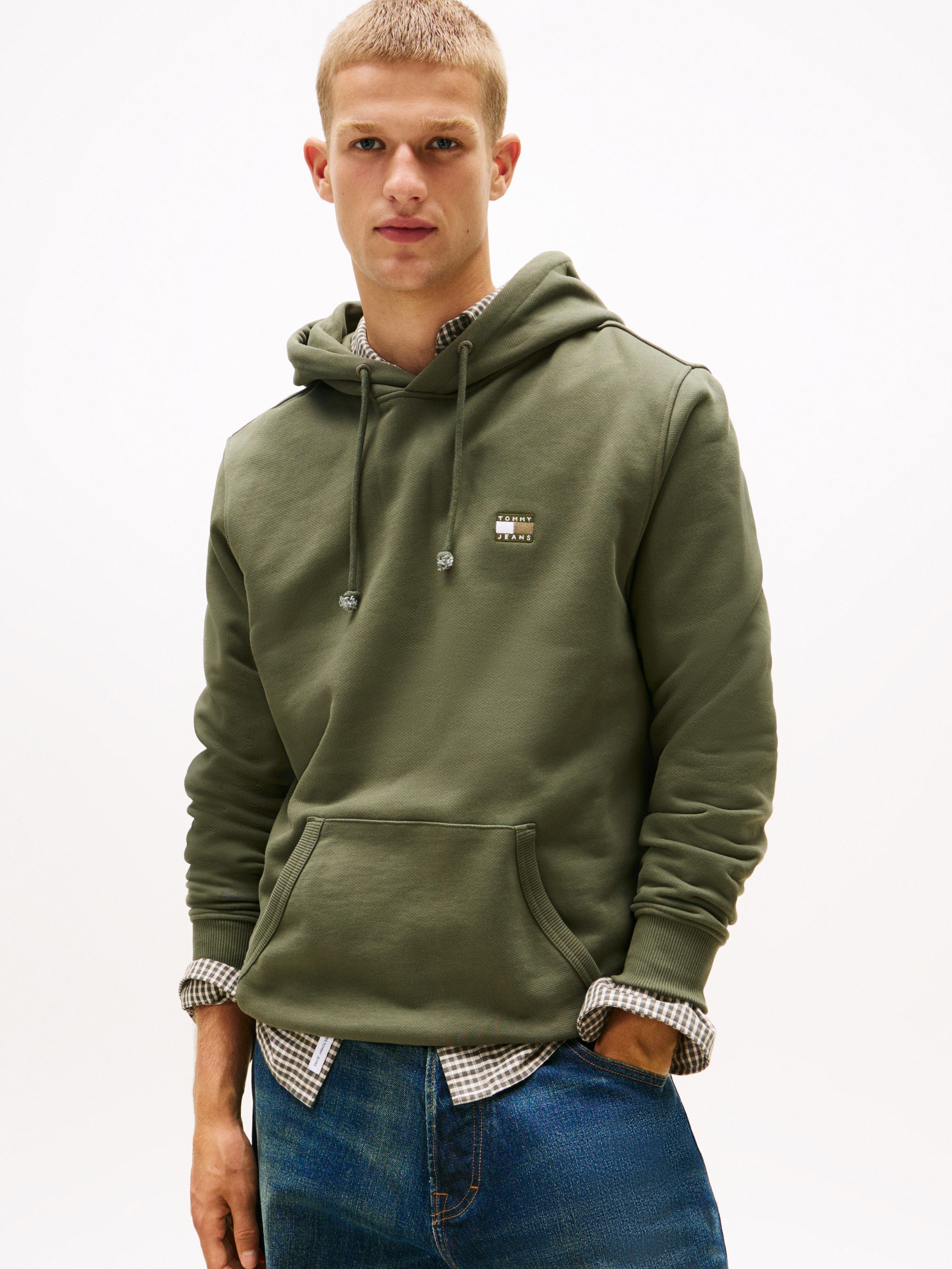 Tommy Jeans Hoodie TJM REG BADGE HOODIE EXT Mit Rundhalsausschnitt günstig online kaufen