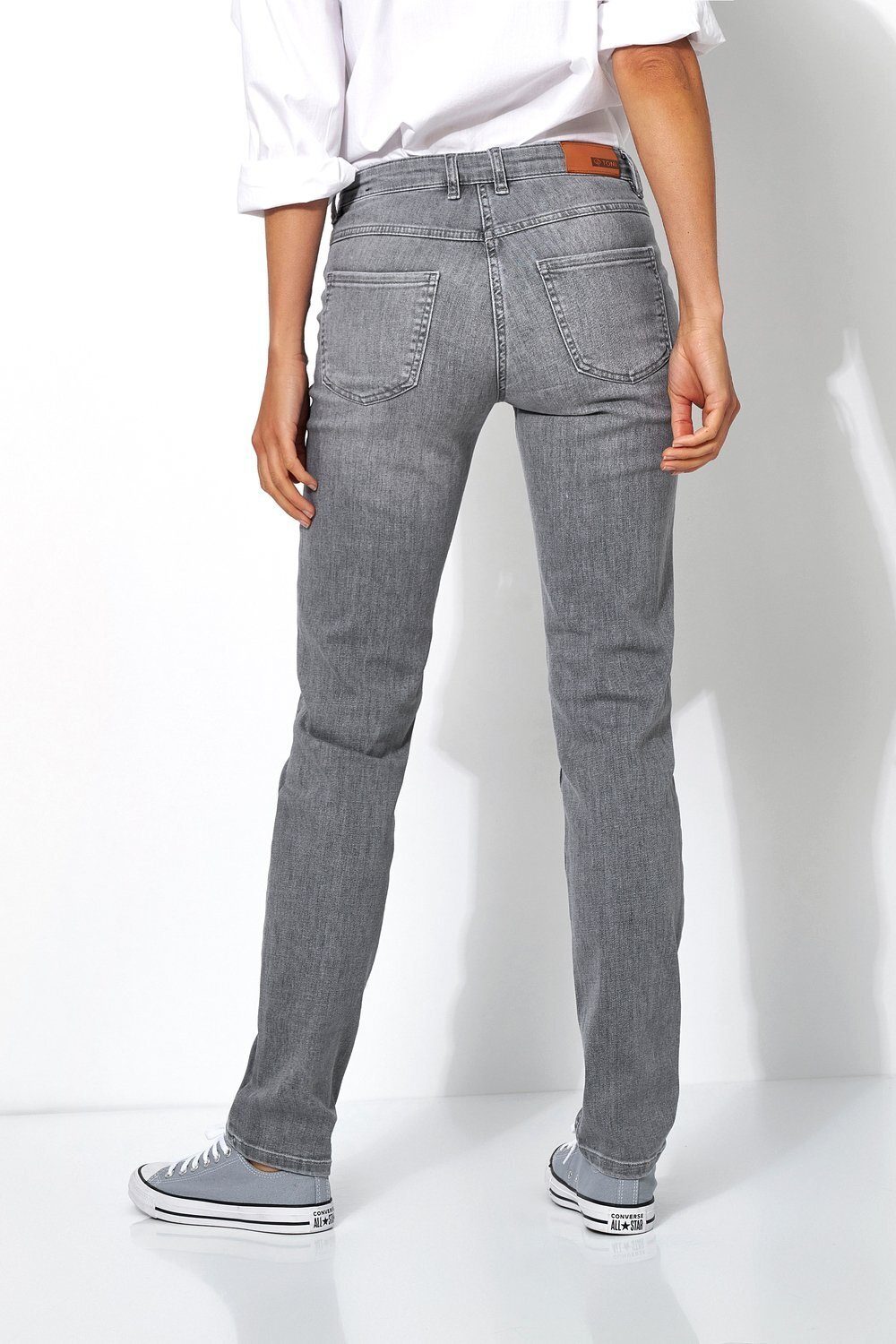 Perfect - 864 mittelgrau TONI Slim-fit-Jeans mit Shape Hüftsattel vorne