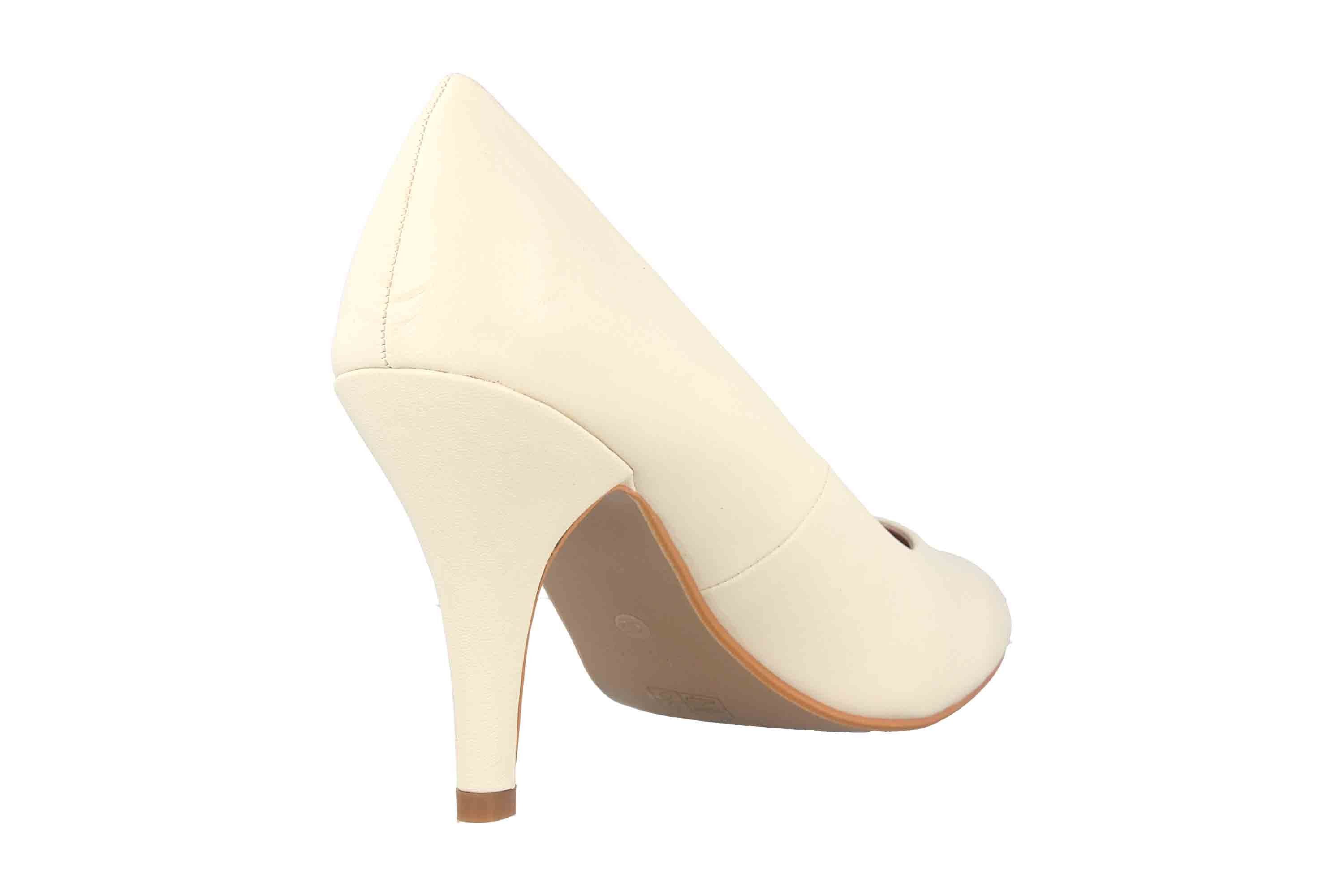 Andres Machado AM422 Soft Beige Pumps