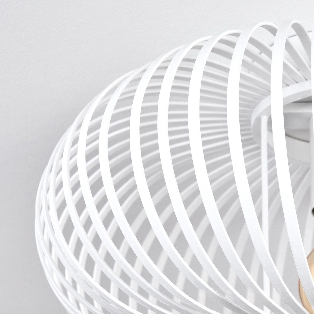 hofstein Deckenleuchte Deckenlampe aus Metall/Bambus in Weiß, ohne Leuchtmittel, Deckenleuchte im modernen Boho-Design mit Lichteffekt, Ø 40 cm, E27