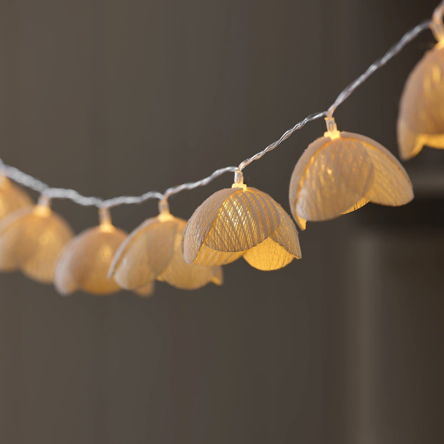 Lights4fun LED-Lichterkette LED-Wiesenblumen-Lichterkette mit Timer in Warmweiß