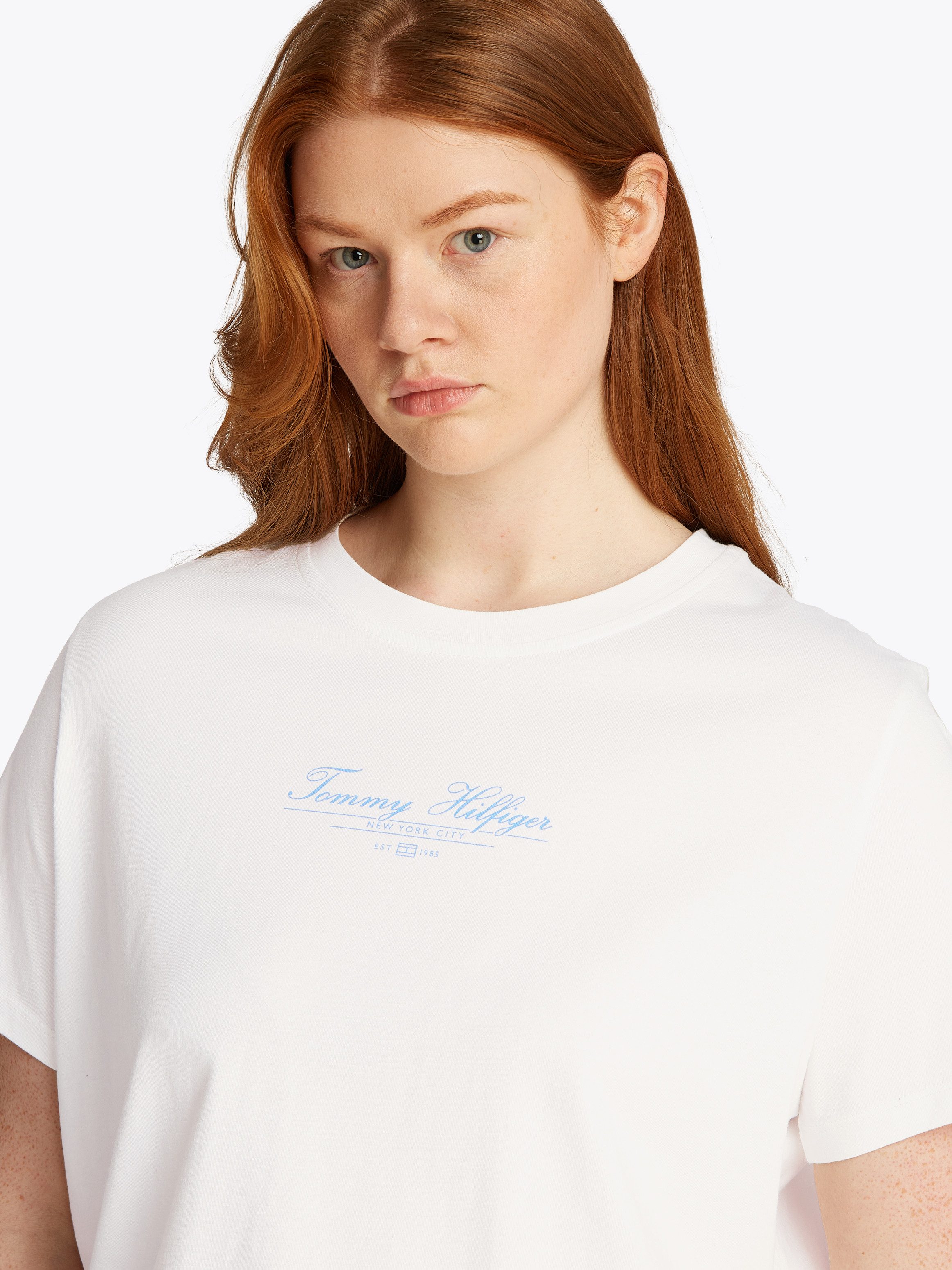 Tommy Hilfiger Curve Rundhalsshirt CRV REG SCRIPT C-NK TEE SS in Großen Grö günstig online kaufen