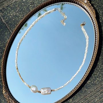 DTC GmbH Perlenkette Barocke Perlen aus gepresstem Silber und weißem Perlmutt (Einfach und elegant, genau das ist es., 1-tlg)