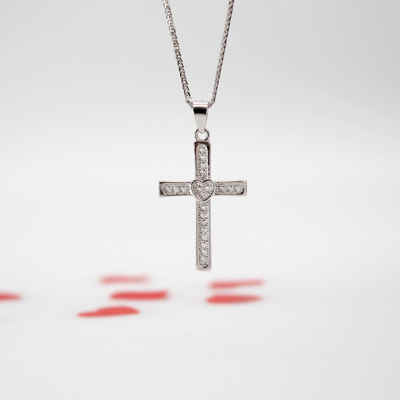 ELLAWIL Kreuzkette Silberkette mit Kreuz Anhänger Kreuzanhänger mit Strasssteinen (Kettenlänge 40 cm, Sterling Silber 925), inklusive Geschenkschachtel