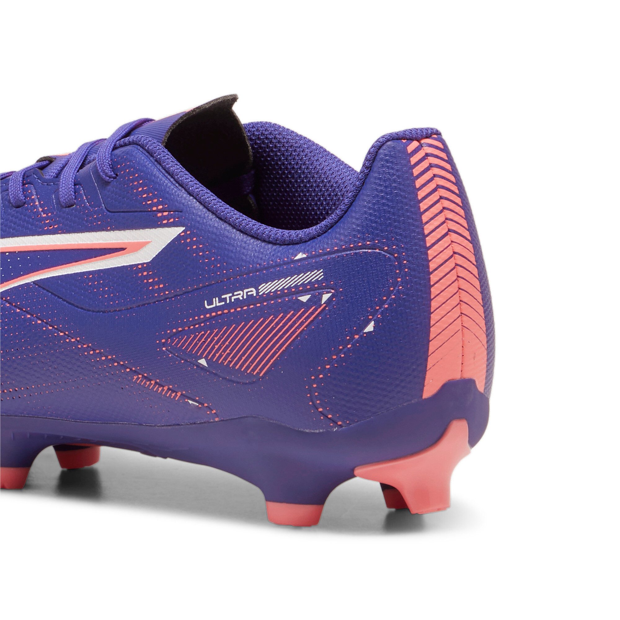 PUMA ULTRA 5 PLAY FG/AG Fußballschuh für Rasen- und Kunstrasenplätze