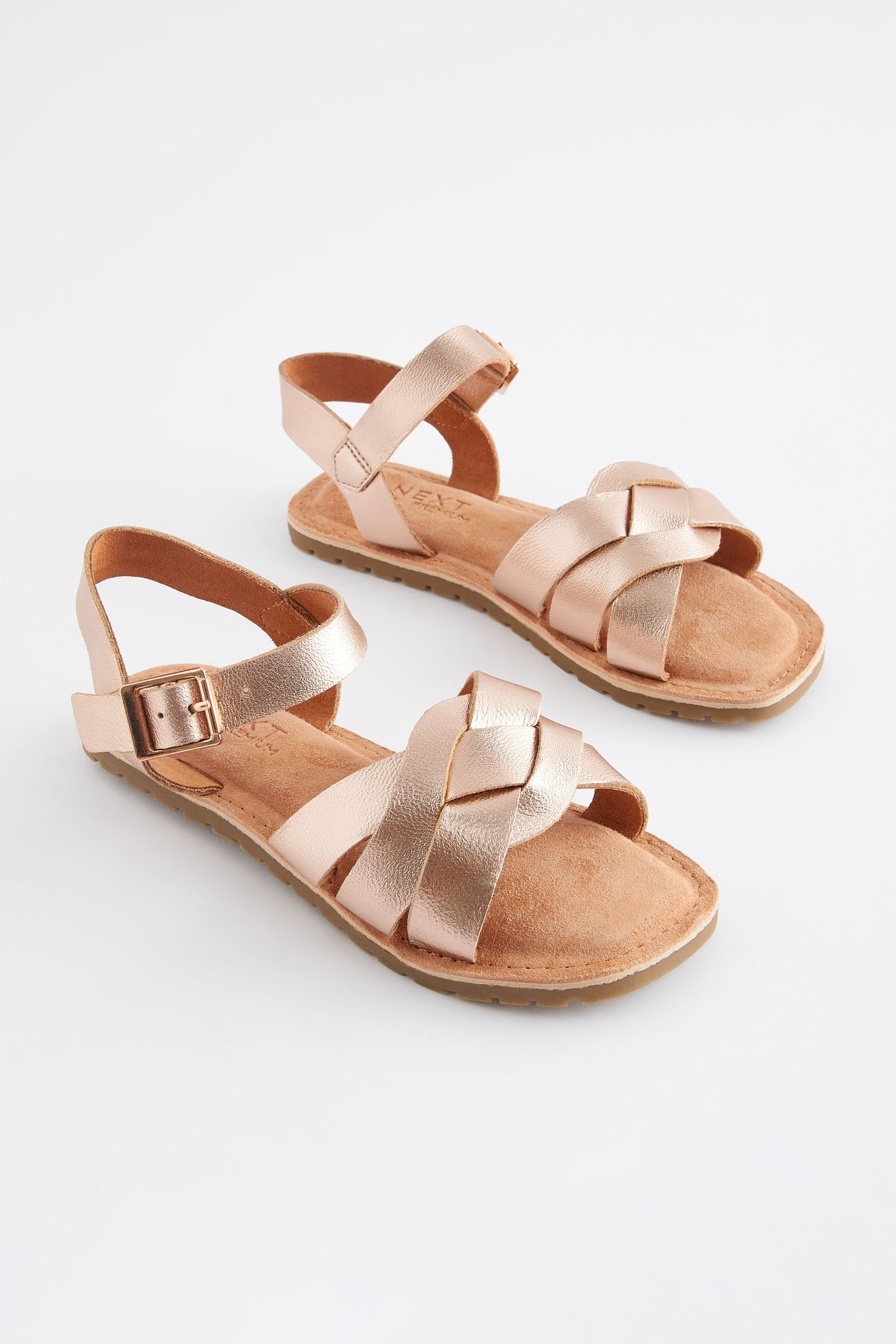 Next Sandalen aus geflochtenem Sandale weite Gold Leder, (1-tlg) Passform Rose