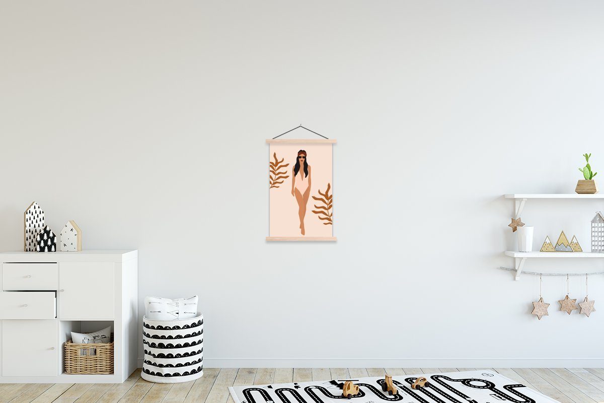 MuchoWow Poster Sommer - Frau - Laub, (1 St), Posterleiste, Textilposter für Wohnzimmer, Bilderleiste, Magnetisch