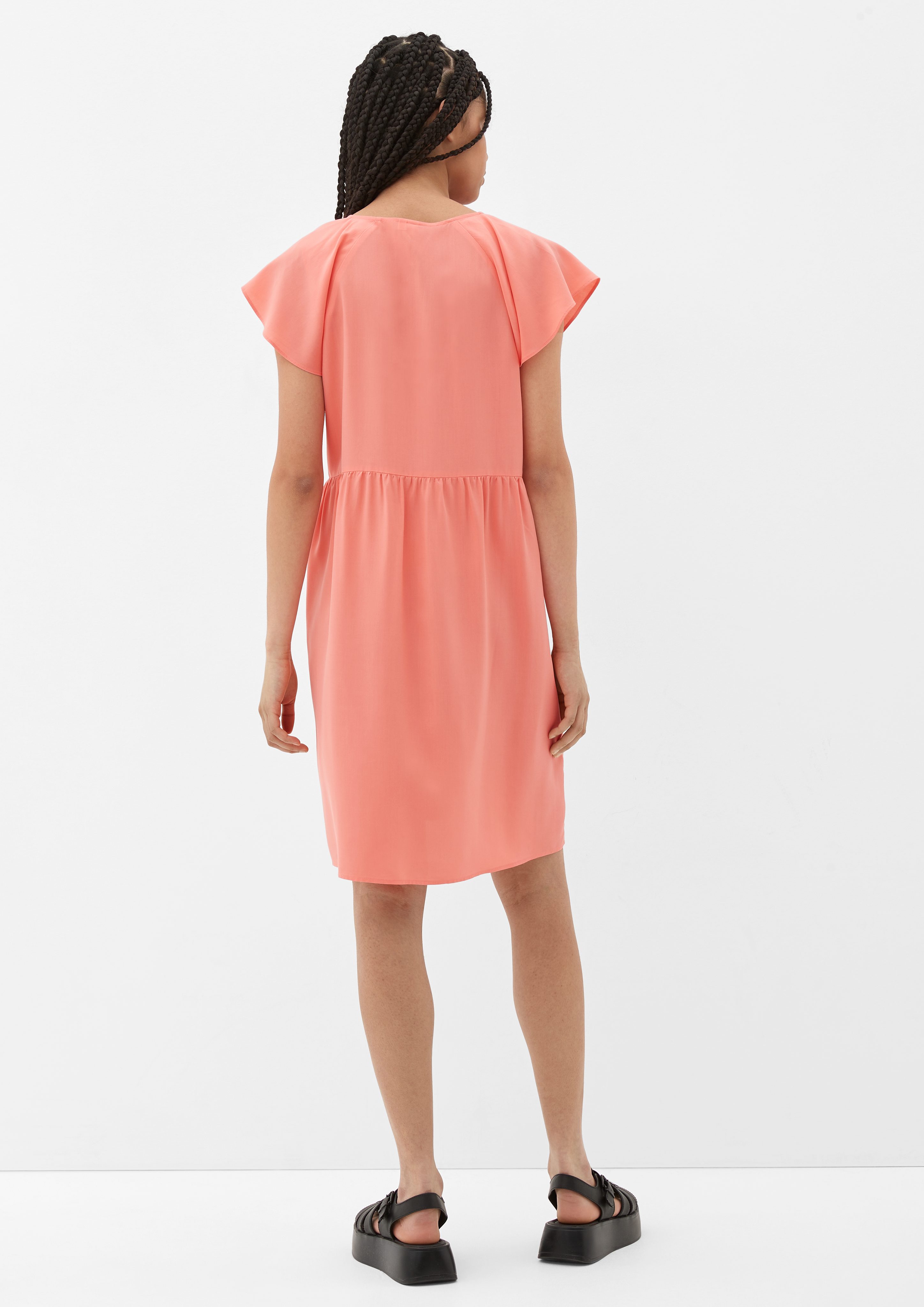 QS Kurzes pfirsich Minikleid Viskose Kleid Raffung aus