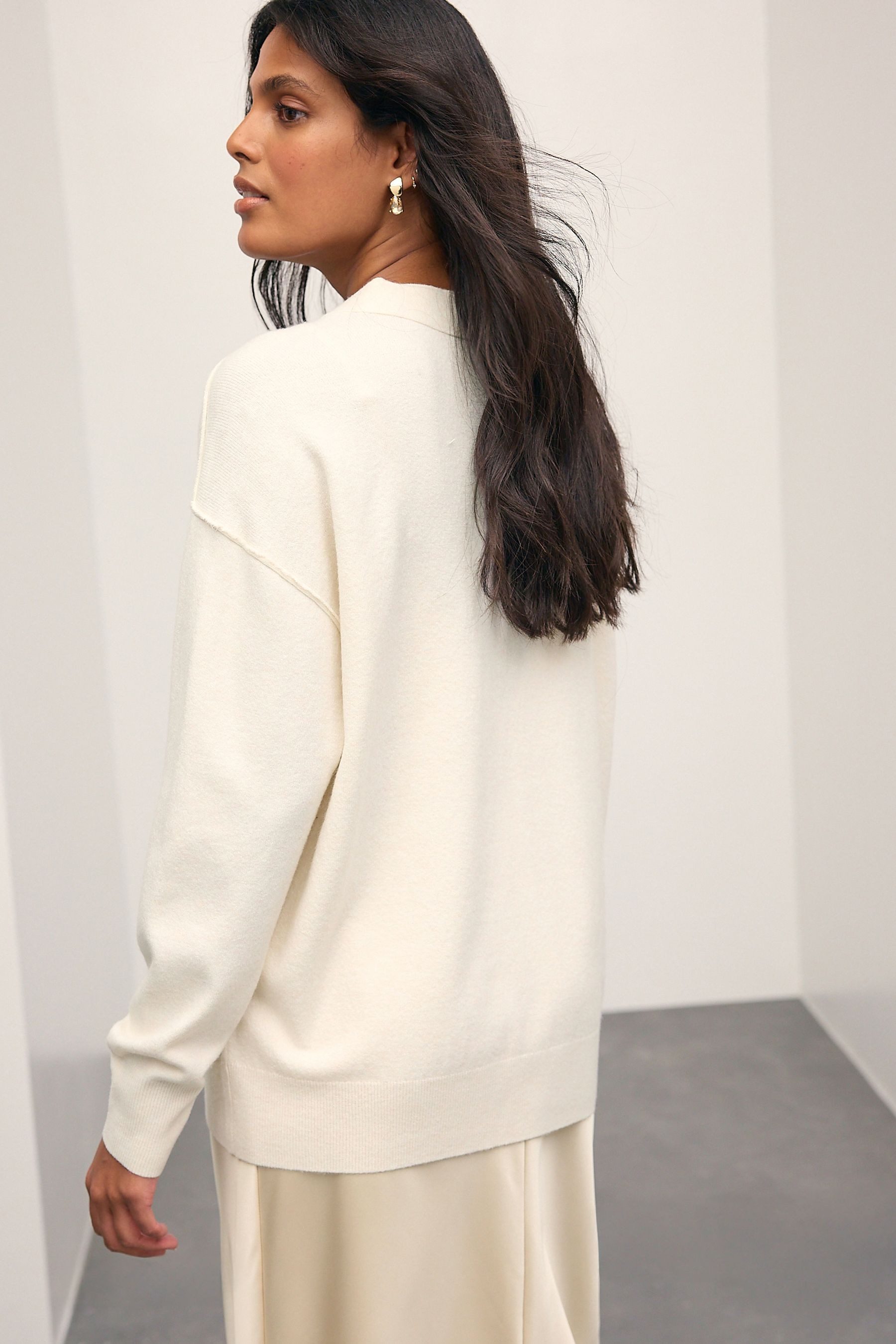 Next Strickjacke Superweiche Strickjacke mit V-Ausschnitt +Taschen (1-tlg) günstig online kaufen