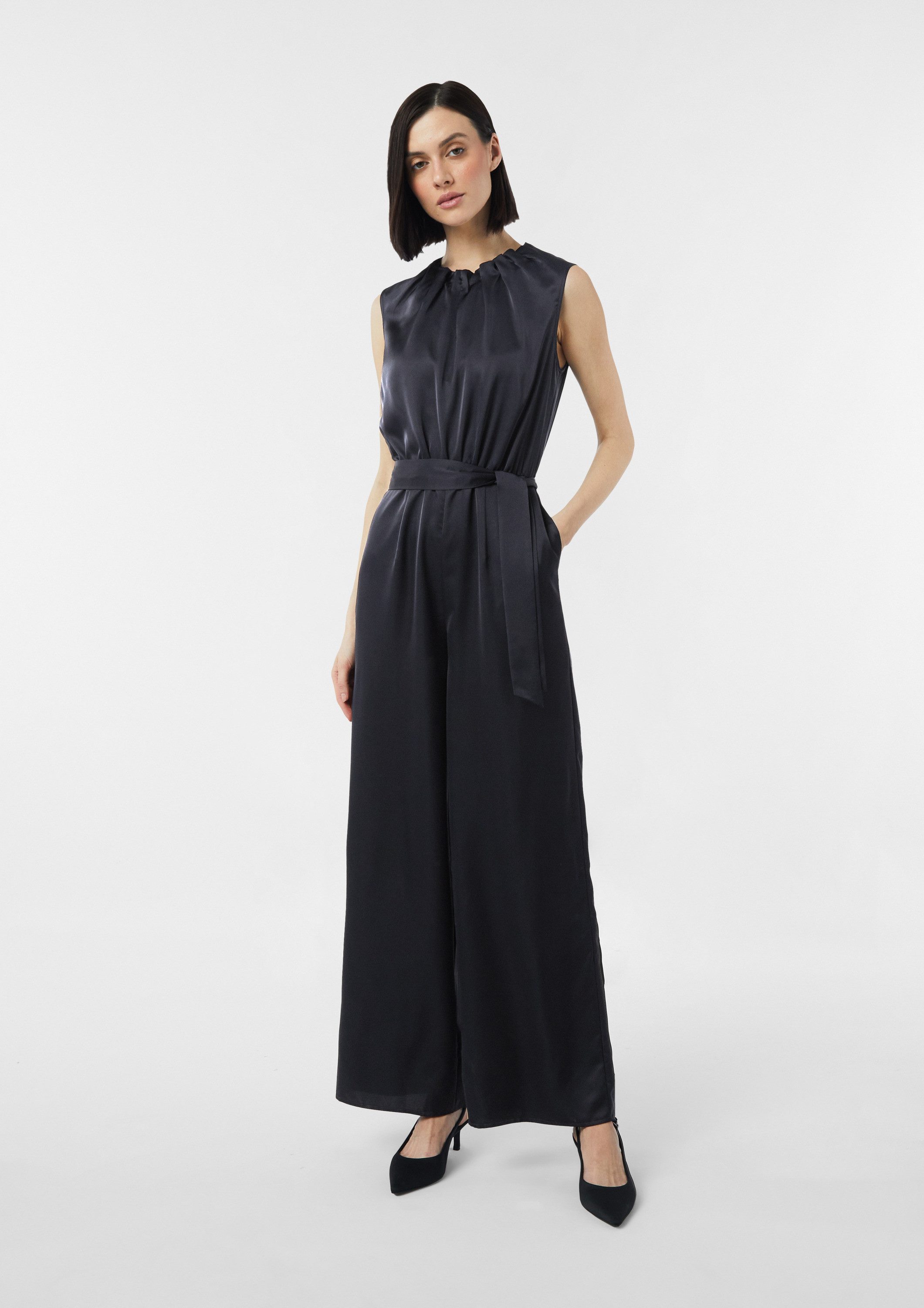 comma Jumpsuit Overall Satin-Jumpsuit mit Faltendetails und Eingrifftaschen günstig online kaufen