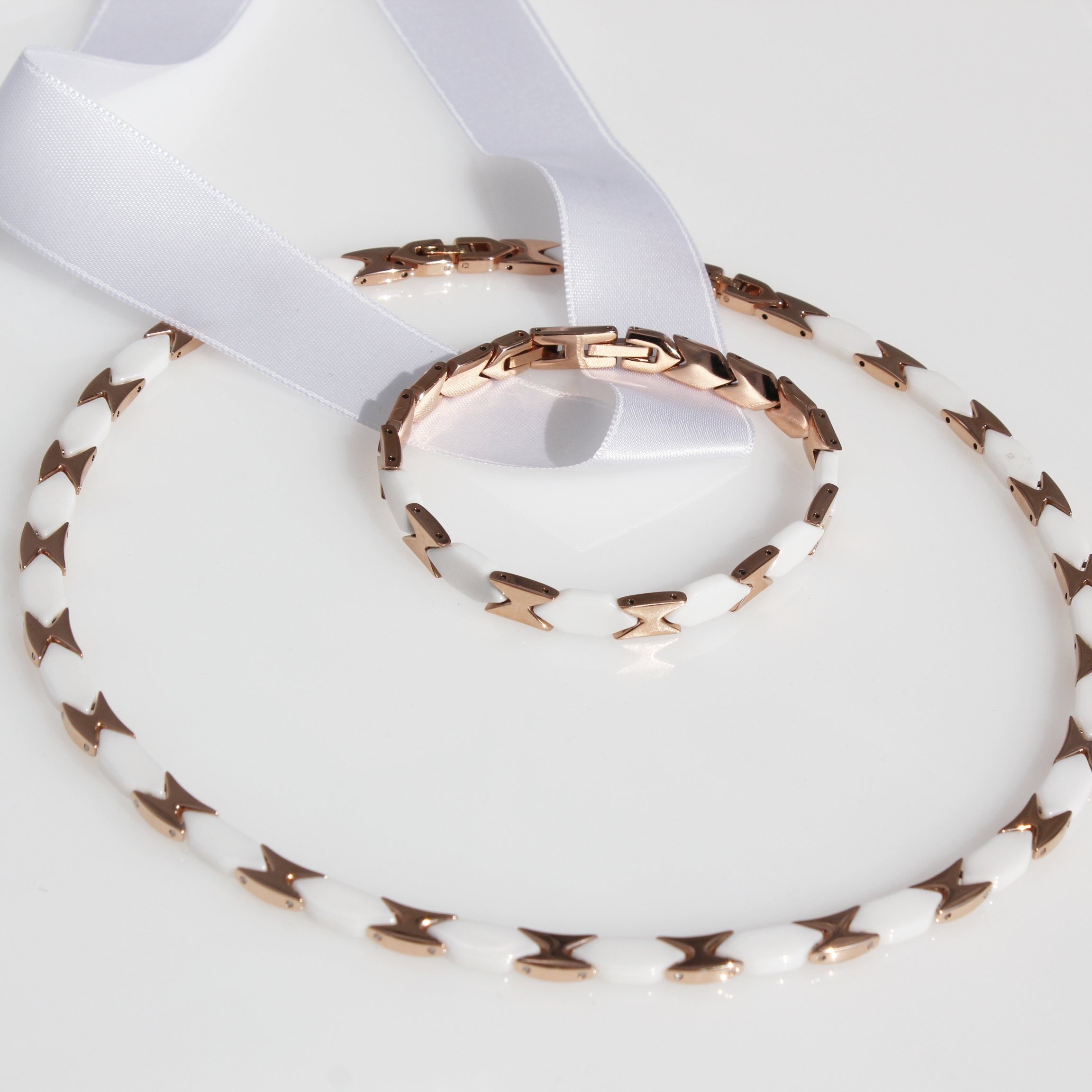 ELLAWIL Collier-Set Collier und Armband aus Keramik und Edelstahl weiß/rose günstig online kaufen