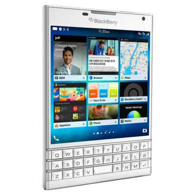 Blackberry PASSPORT 32 GB / 3 GB - Smartphone - weiß Smartphone (4,5 Zoll, 32 GB Speicherplatz)