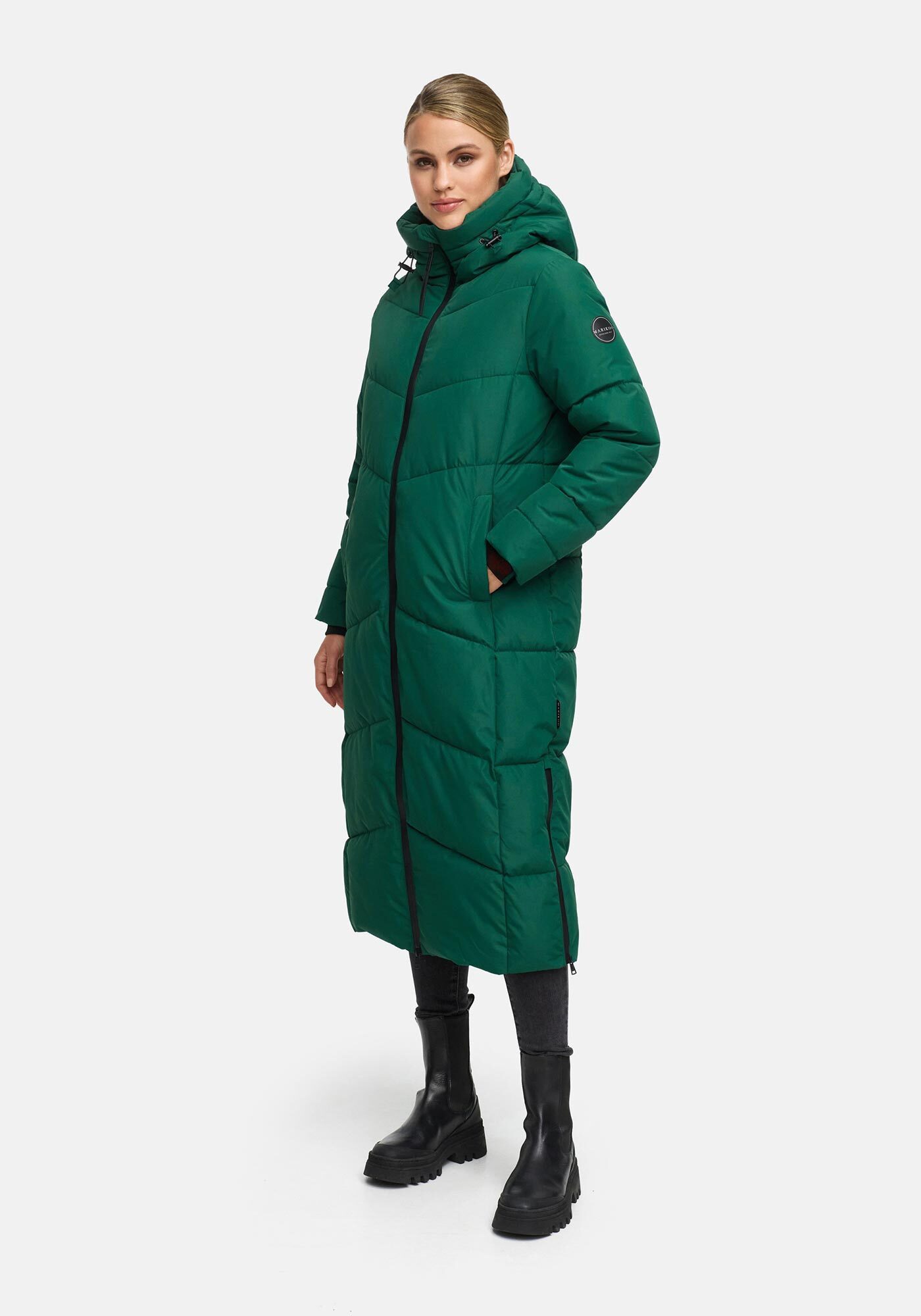Marikoo Winterjacke Firella extra lange Passform und seitliche Belüftungsöffnungen