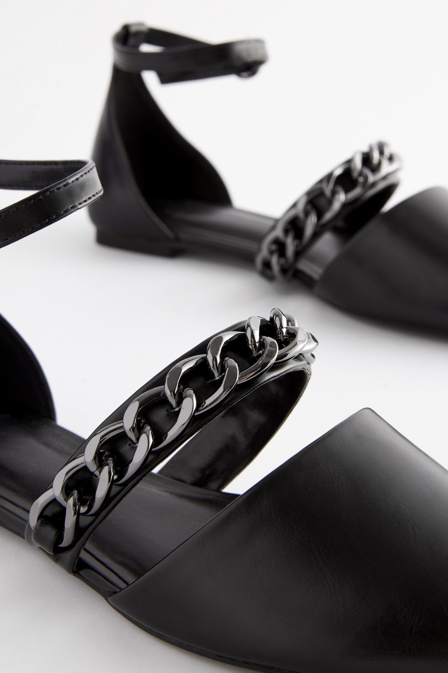 Next flache Comfort® Black mit Forever Sandale (1-tlg) Kette Spitze, Schuhe