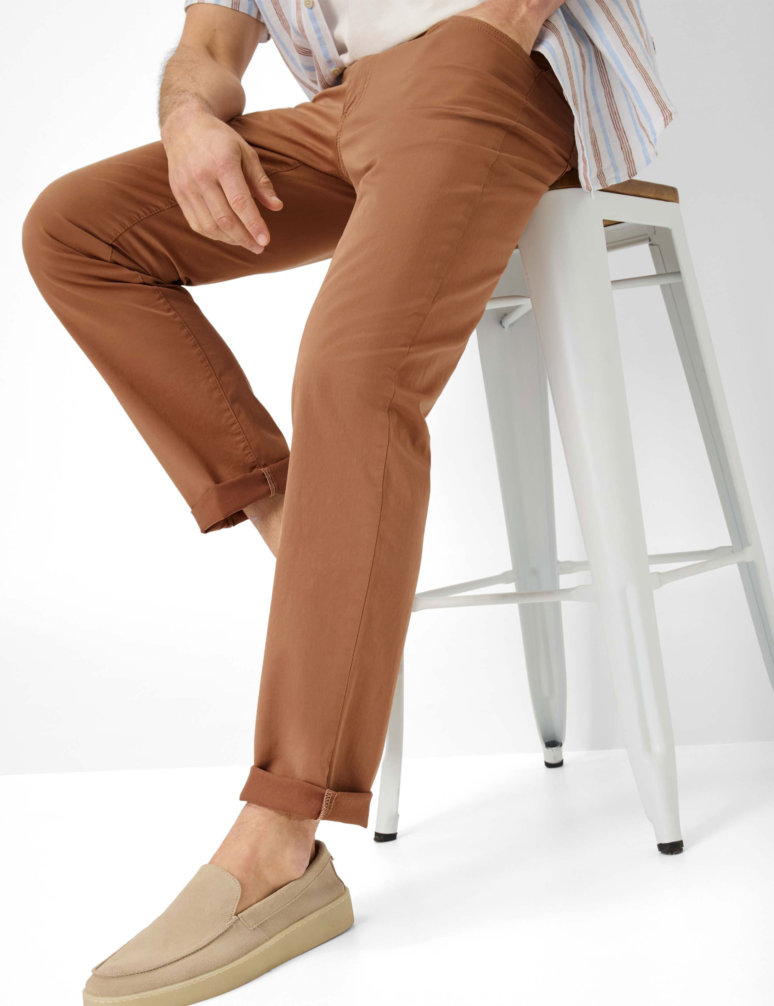 Brax 5-Pocket-Jeans Cadiz Ultralight Flachgewebe Baumwoll-Stretch, superleicht – Bild 3 von 4