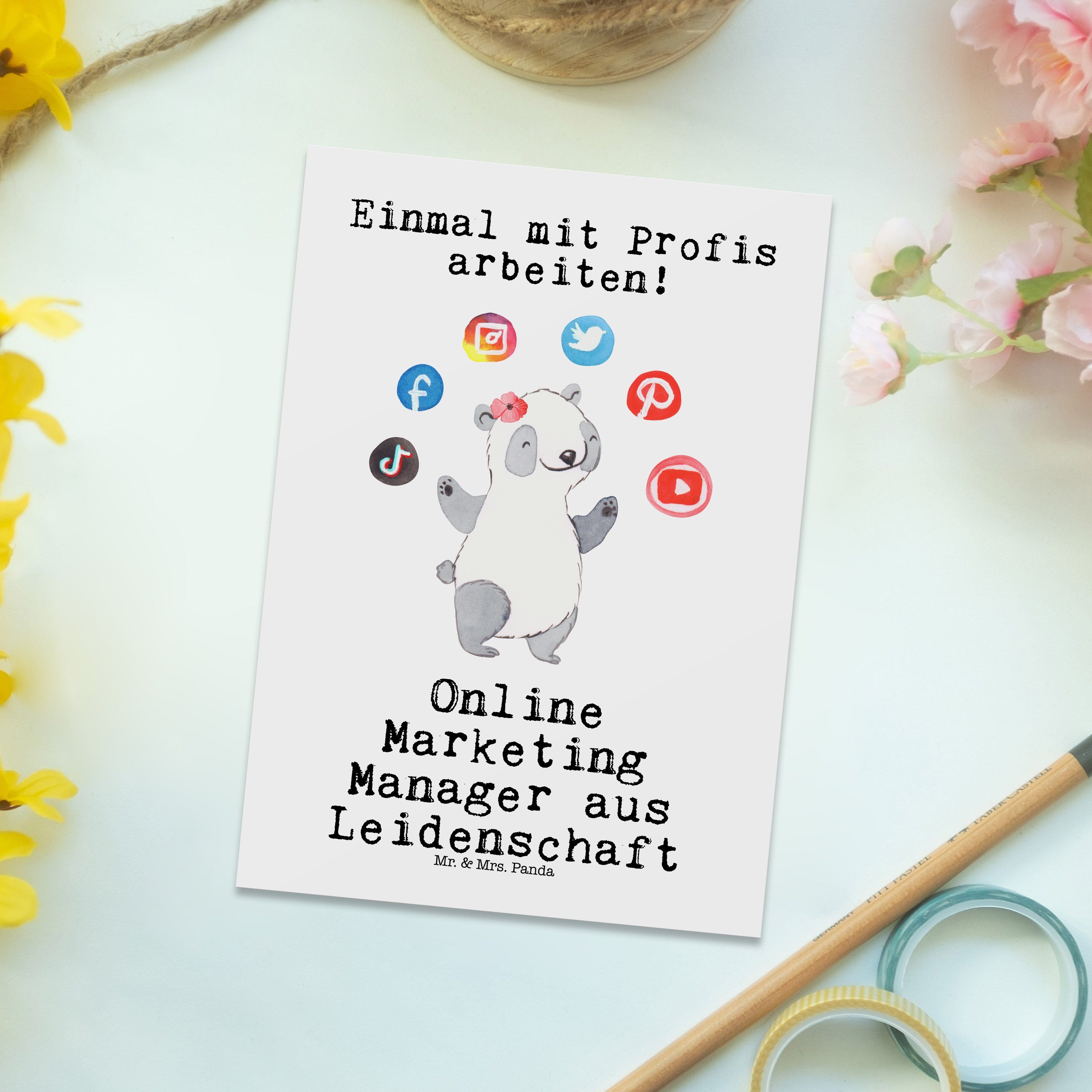 Panda Mr. Leidenschaft - Manager & Online Marketing Mrs. Einladun Geschenk, - Postkarte Weiß aus