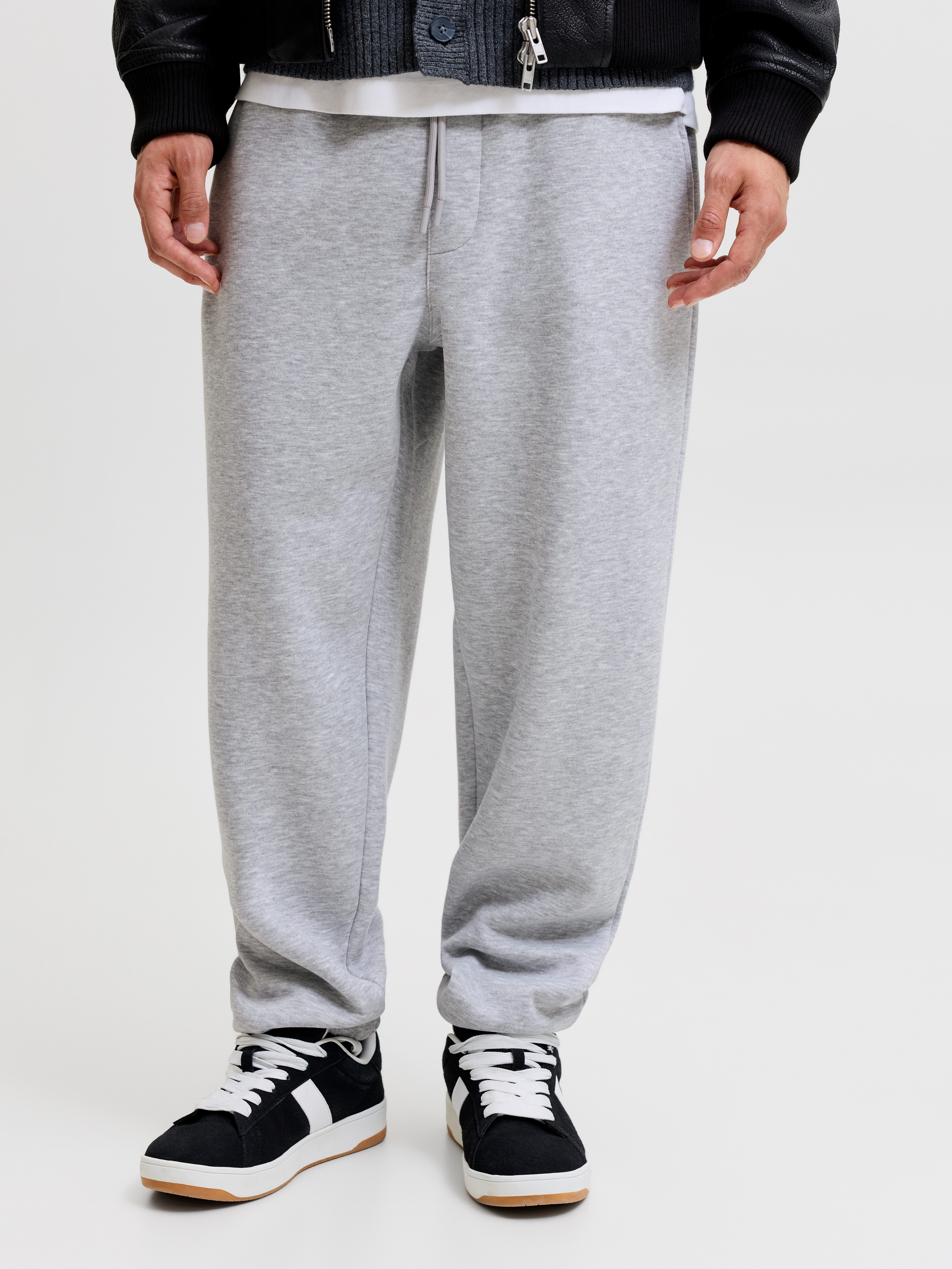 Jack & Jones Sweathose JPSTKARL BRADLEY SWEAT PANT CUFFED Materialmix, regular fit