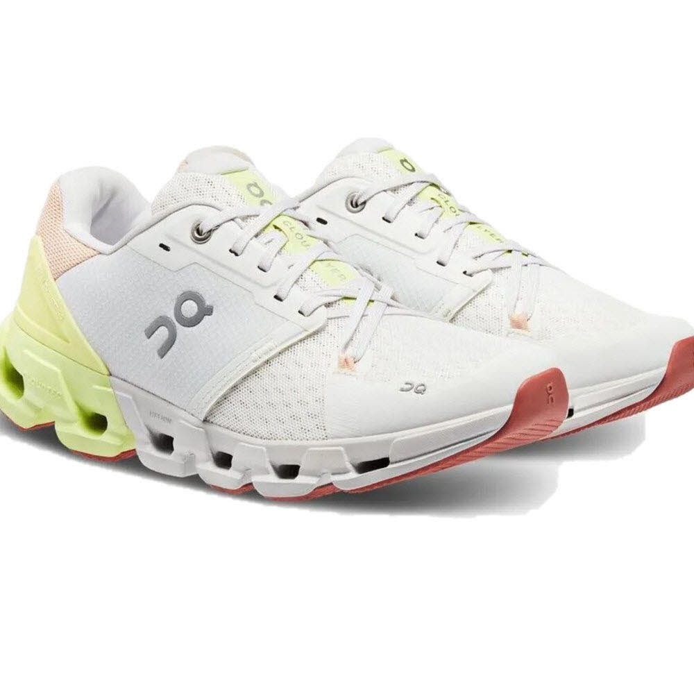 on Cloudflyer 4 Trailrunningschuh