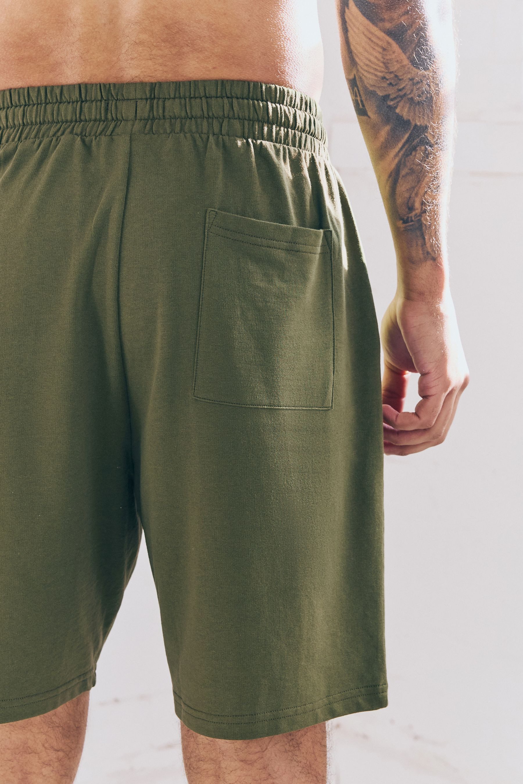Next Schlafshorts Leichte Regular Fit Shorts günstig online kaufen