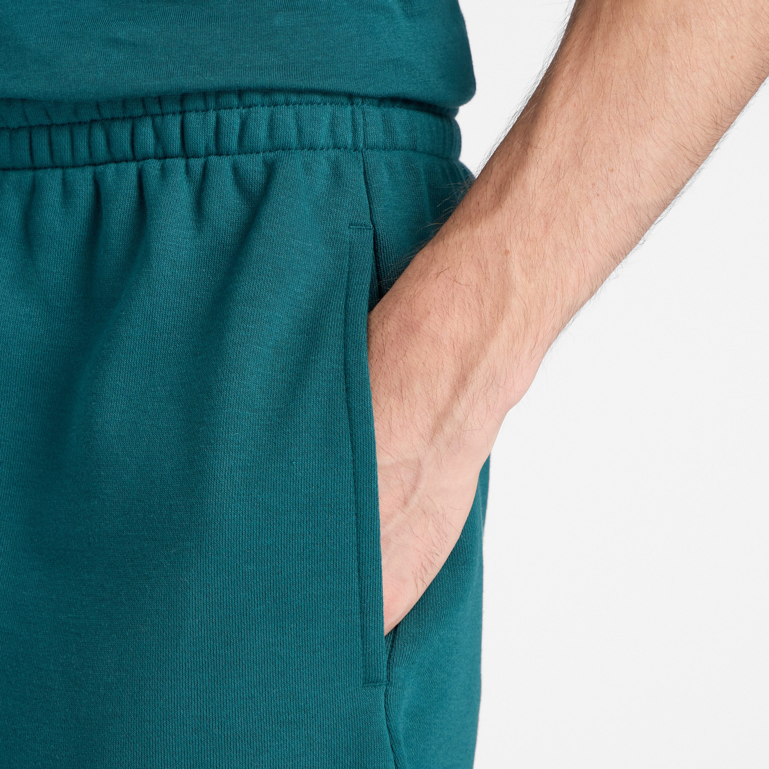 New Balance Sweatshorts Sport Essentials French Terry Short 7" mit Eingrifftaschen und Gesäßtasche, aus weichem French-Terry-Material