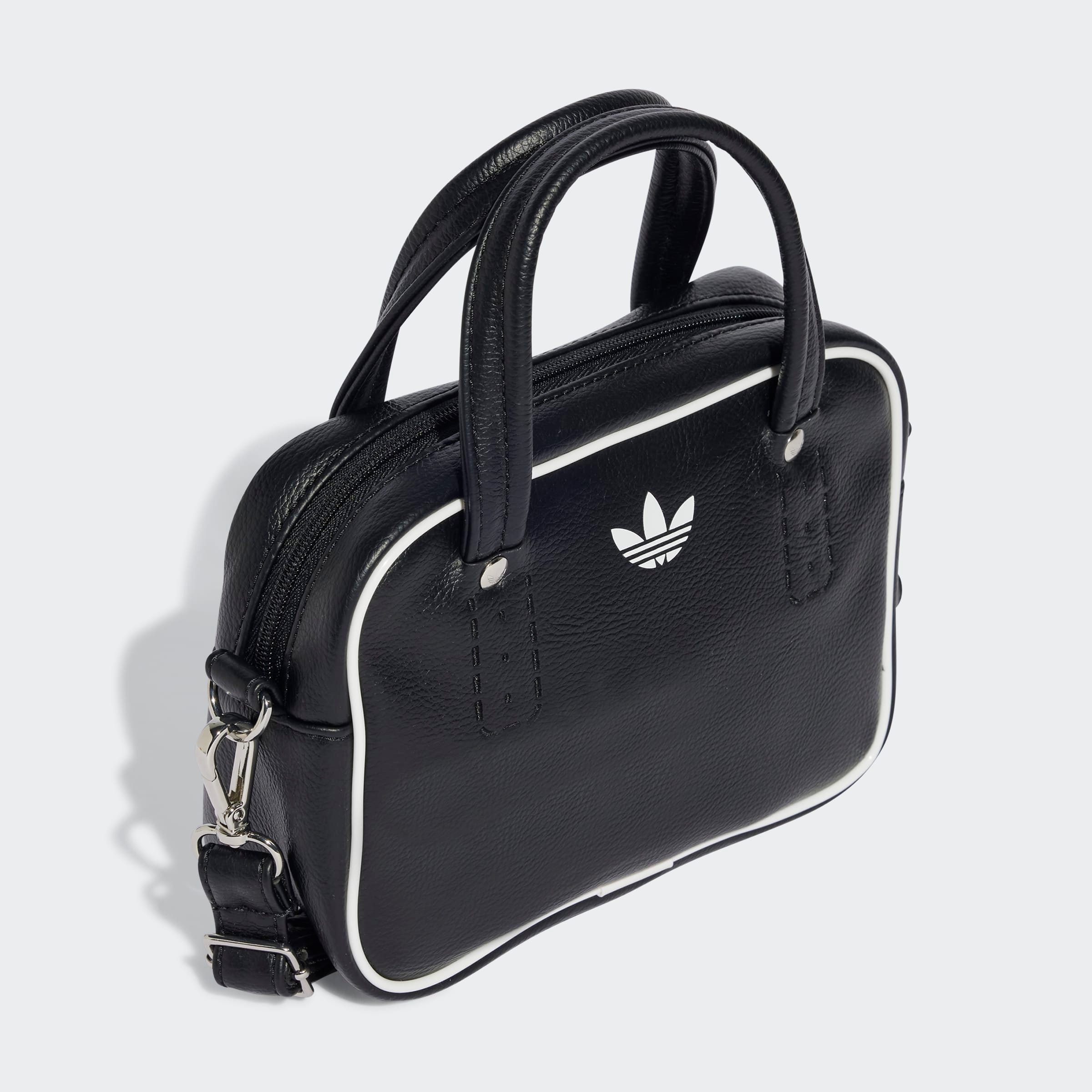 adidas Originals Sporttasche ADICOLOR XS. Reduzierter Preis € 32,99. Unverbindliche Preisempfehlung € 45,00