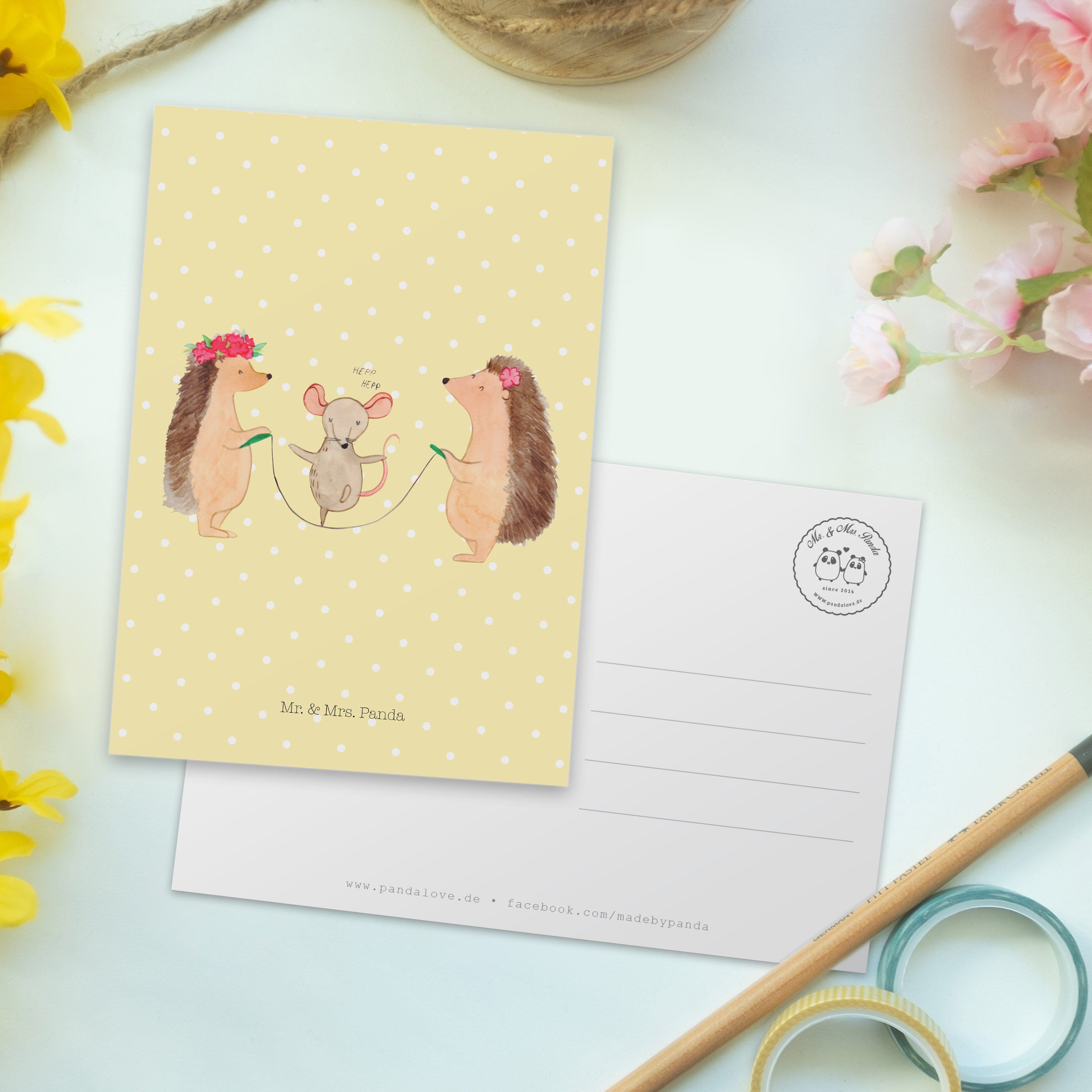 Gelb Mr. Mrs. & - Einladung, Dankeska - Geschenk, Karte, Igel Postkarte Pastell Seilhüpfen Panda
