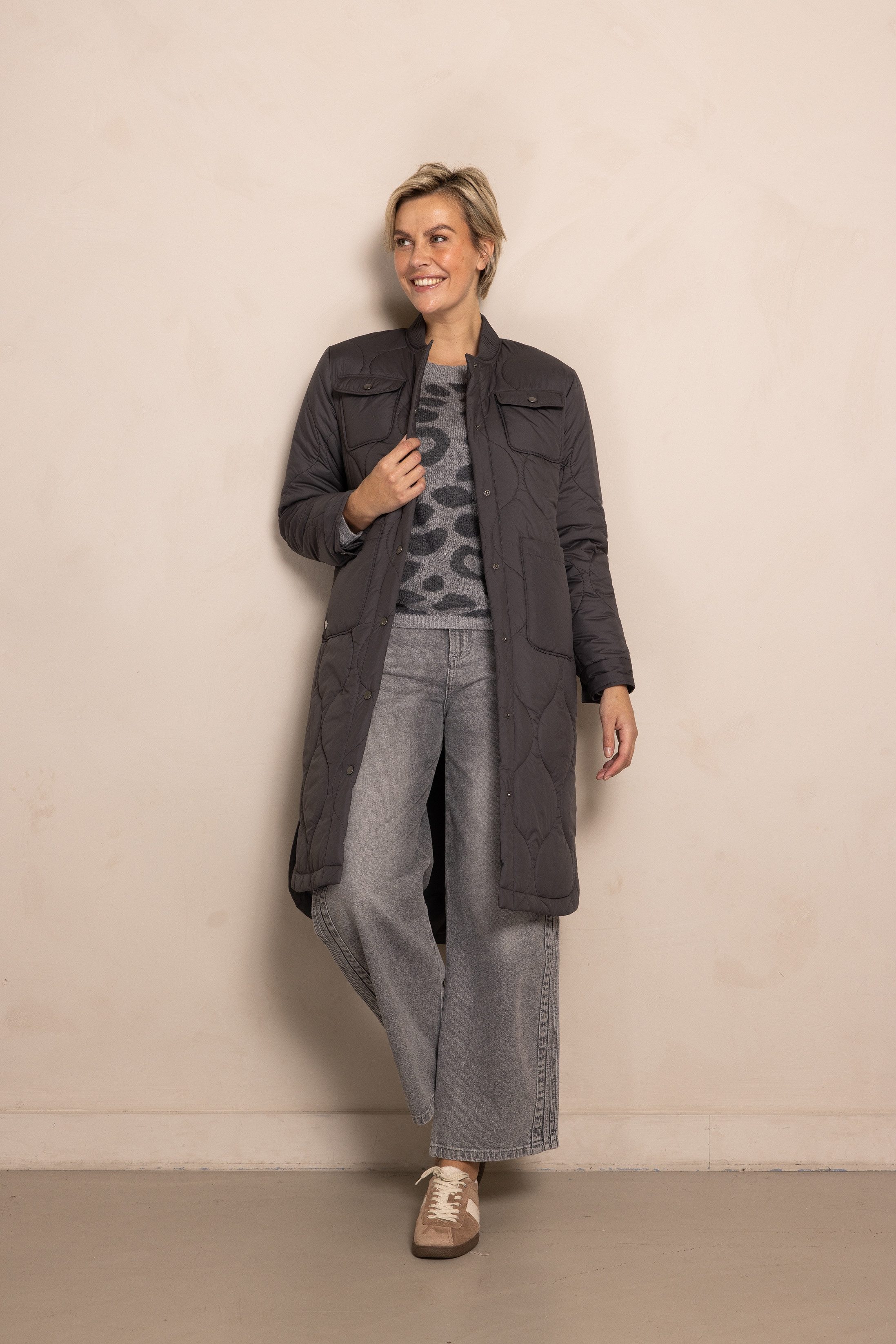 Zhrill Steppmantel ZHTARA mit leichter Steppung und Knopfleiste günstig online kaufen