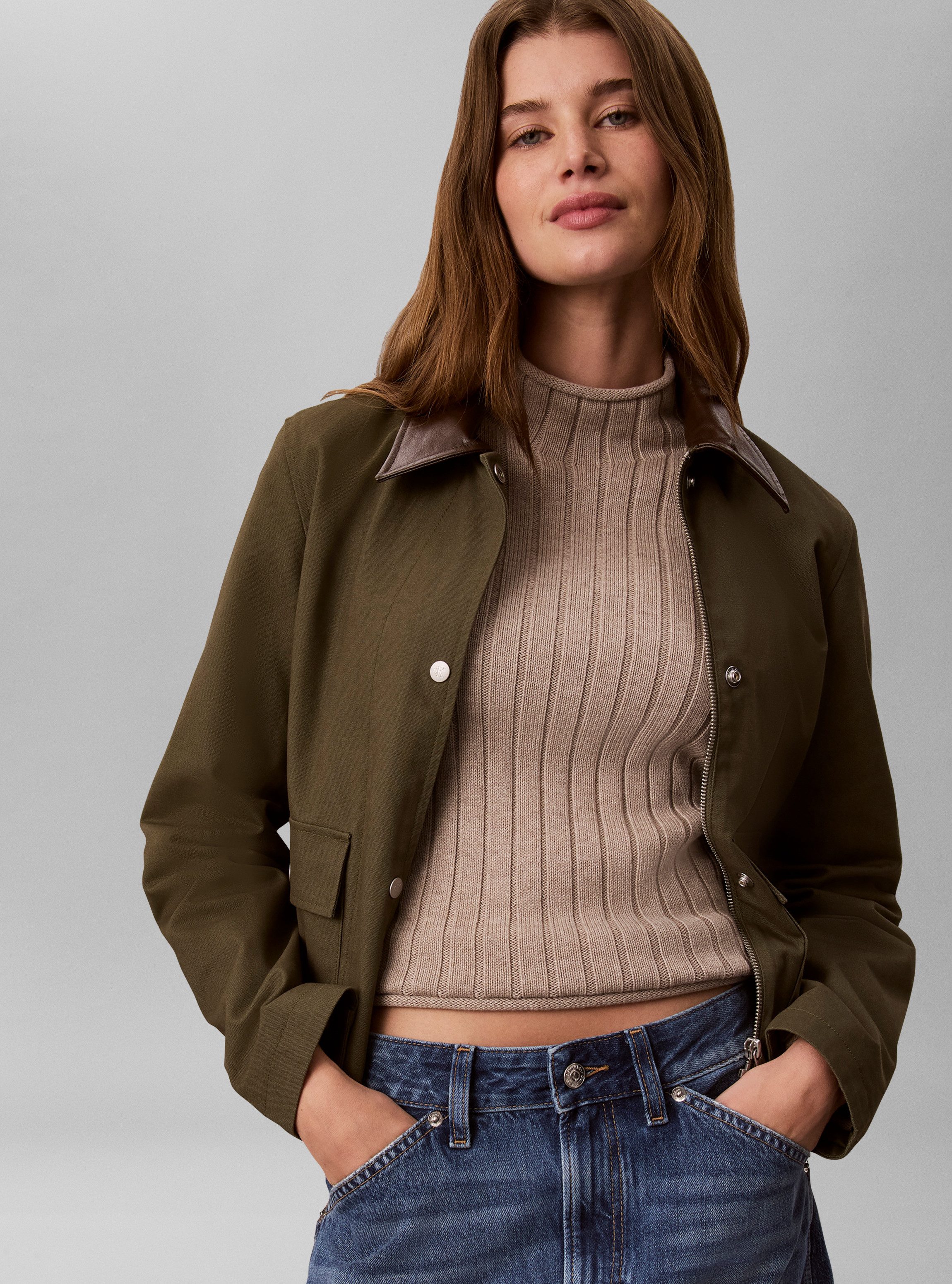 Calvin Klein Jeans Rollkragenpullover WOVEN LABEL T-NECK SWEATER Regular fit mit Stehkragen