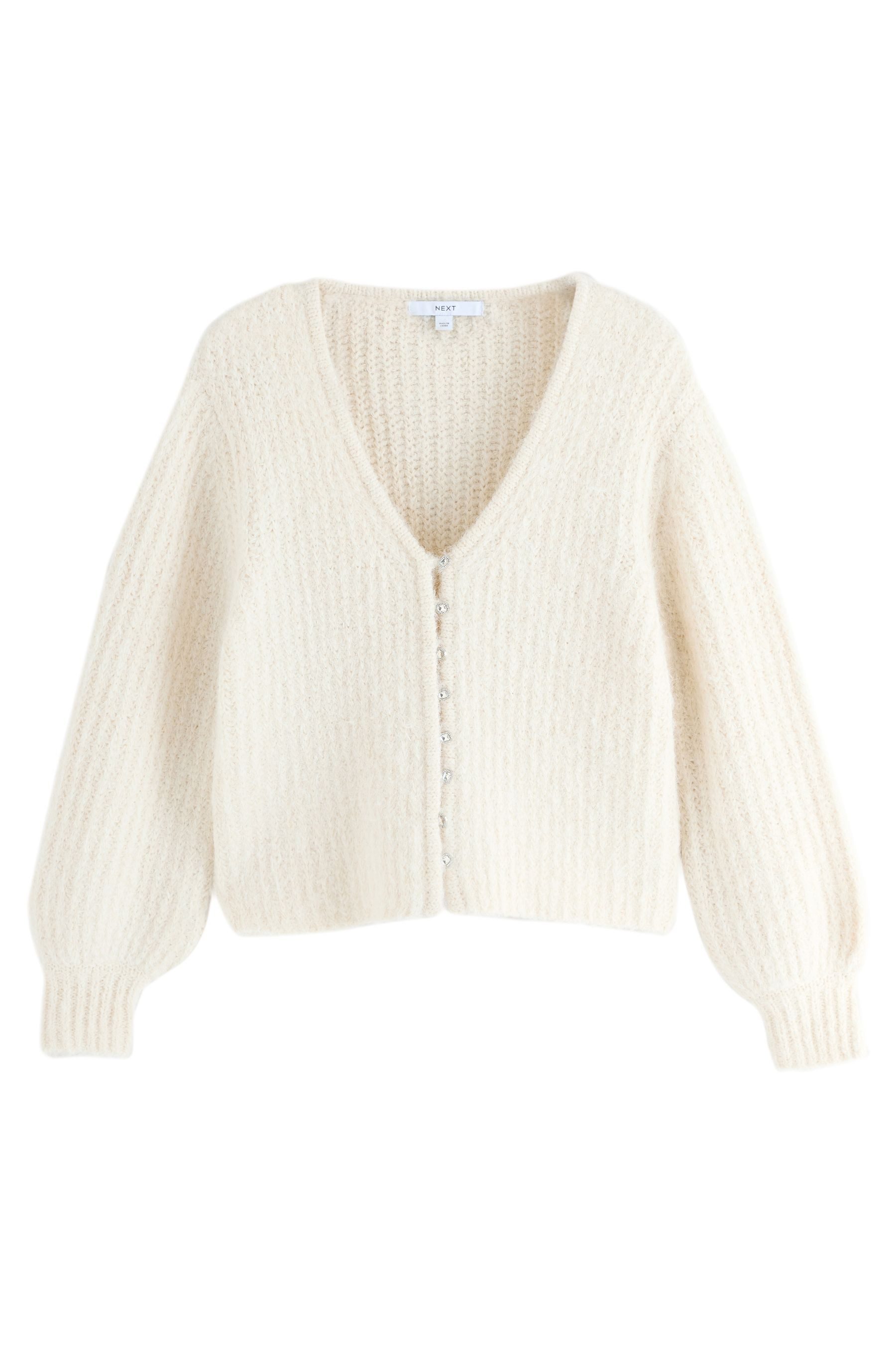 Next Strickjacke Relaxed Fit Strickjacke mit Kristallknopf (1-tlg)