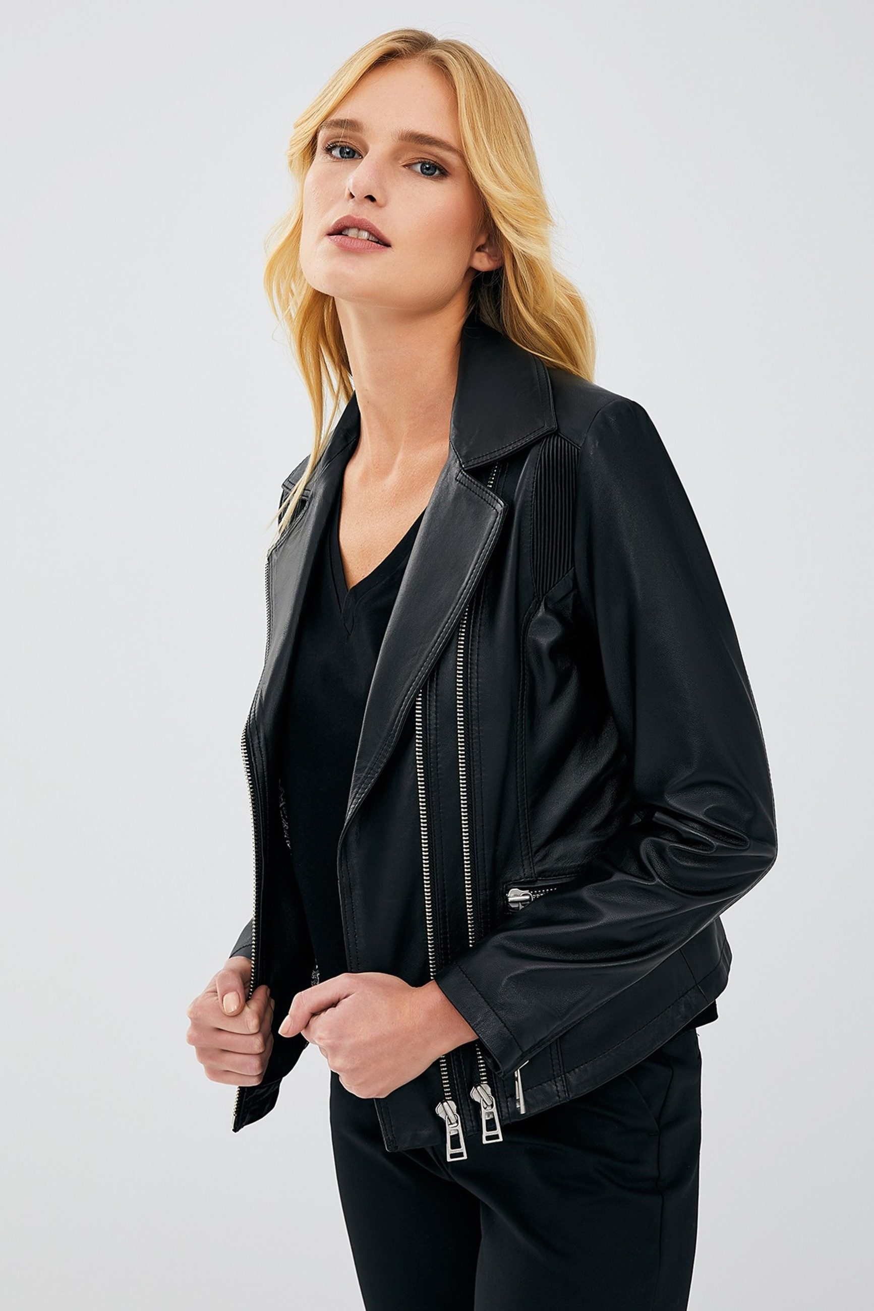 Derimod Lederjacke Stefania Biker-Lederjacke Regular Fit, Reißverschluss, Reverskragen, Normale Länge, Textilfutter