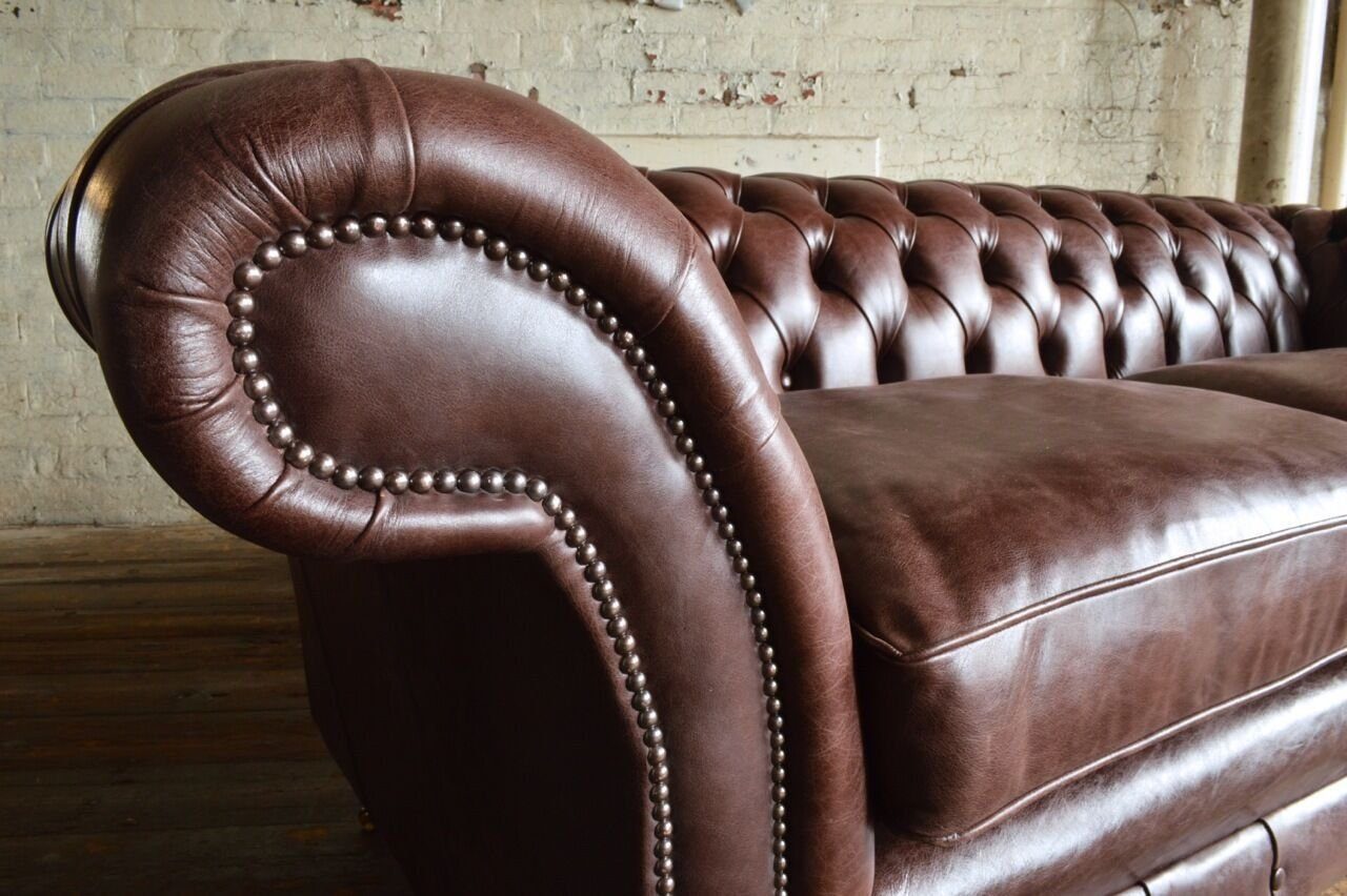 JVmoebel Chesterfield-Sofa Couch Polster in Braun Leder Design Made Europe Sofort, 3-Sitzer Chesterfield 100