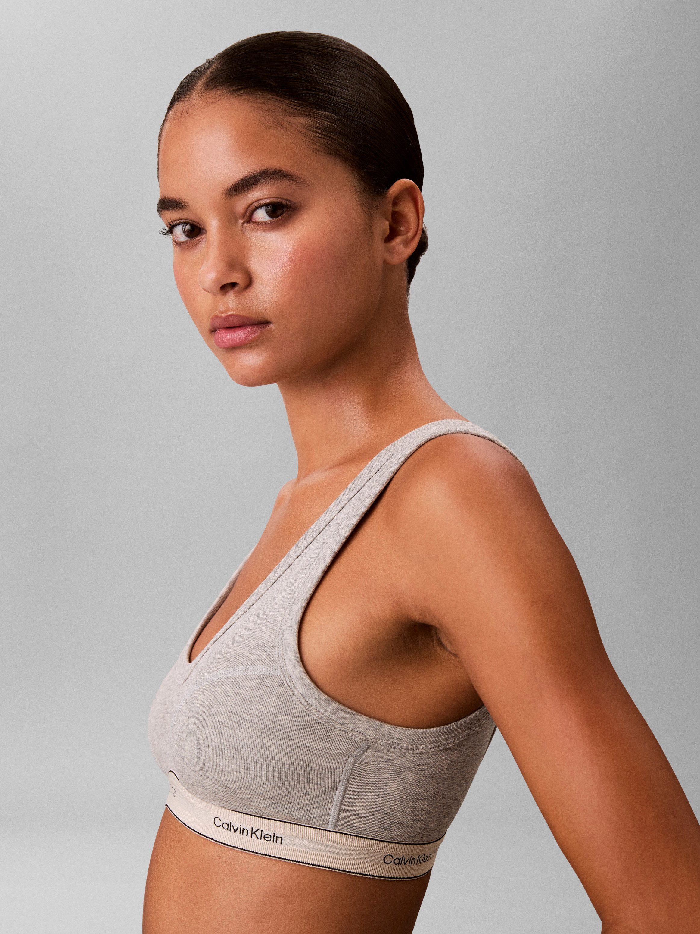 Calvin Klein Underwear Triangel-BH LIGHTLY LINED TRAINGLE BRALETTE Körpernahe Passform mit elastischem Bund – Bild 4 von 5