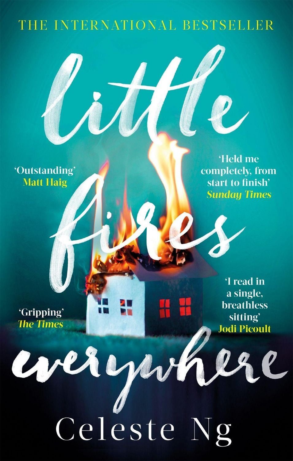 Little Fires Everywhere / Celeste Ng