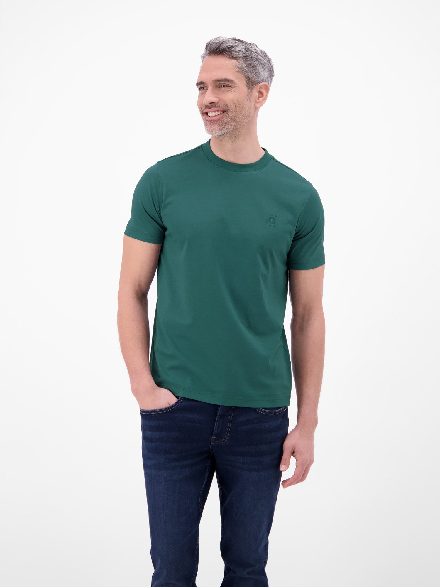 LERROS T-Shirt T-Shirt in Cool & Dry Qualität Feuchtigkeitsregulierend, hoher Tragekomfort, Einfarbig, Kurzarm