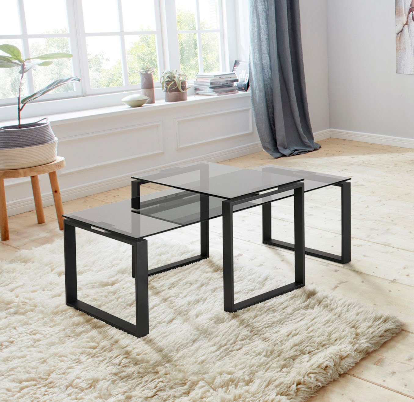 ACTONA GROUP Couchtisch Karolina (Set, 2-St), aus rauchfarbigen Glas und sc günstig online kaufen