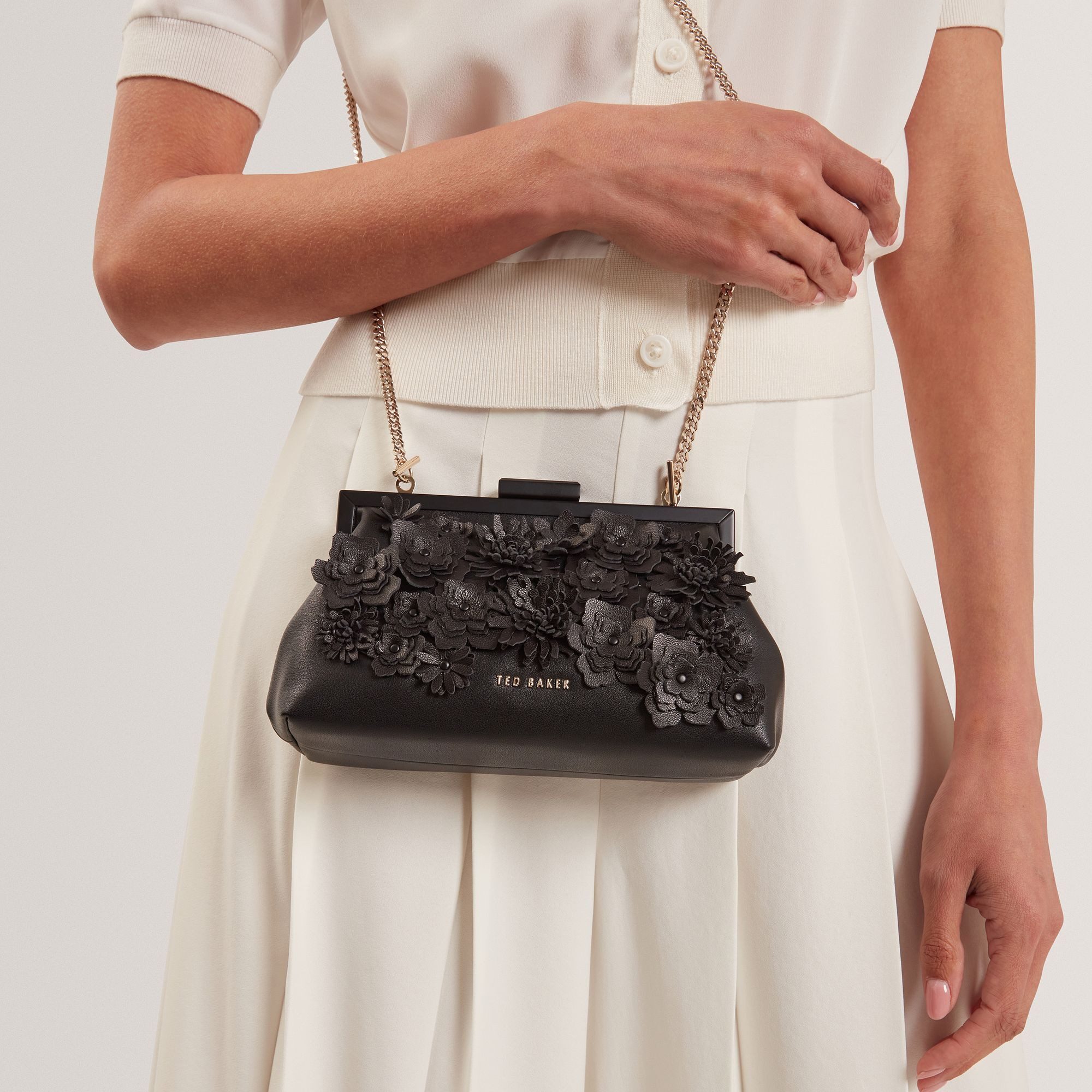 Ted Baker Umhängetasche Fiorell, Polyurethan