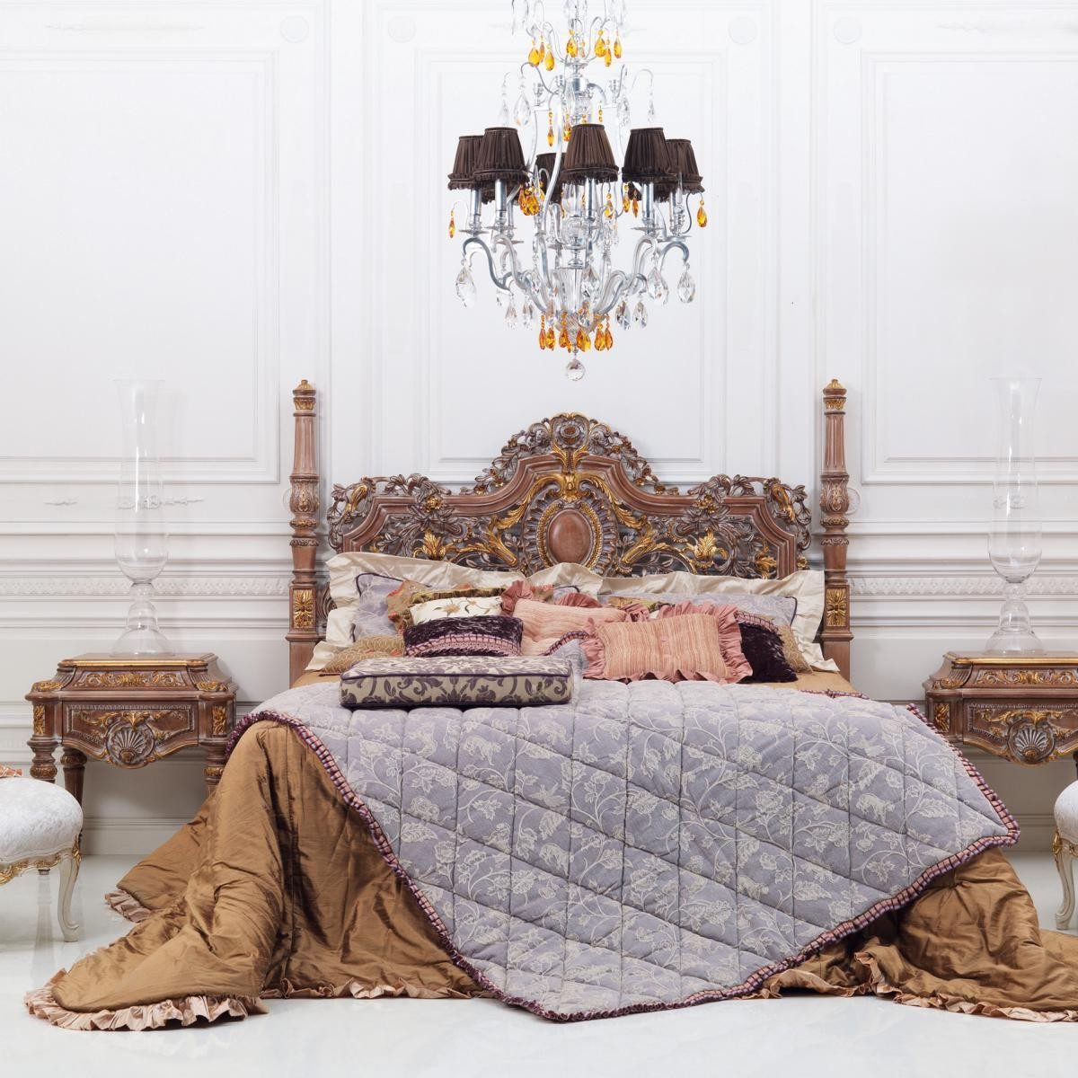 Xlmoebel Holzbett Chesterfield Doppelbett aus hochwertigem Material in elegantem Design (Bett, 1-tlg., Bett), Hergestellt in Europa