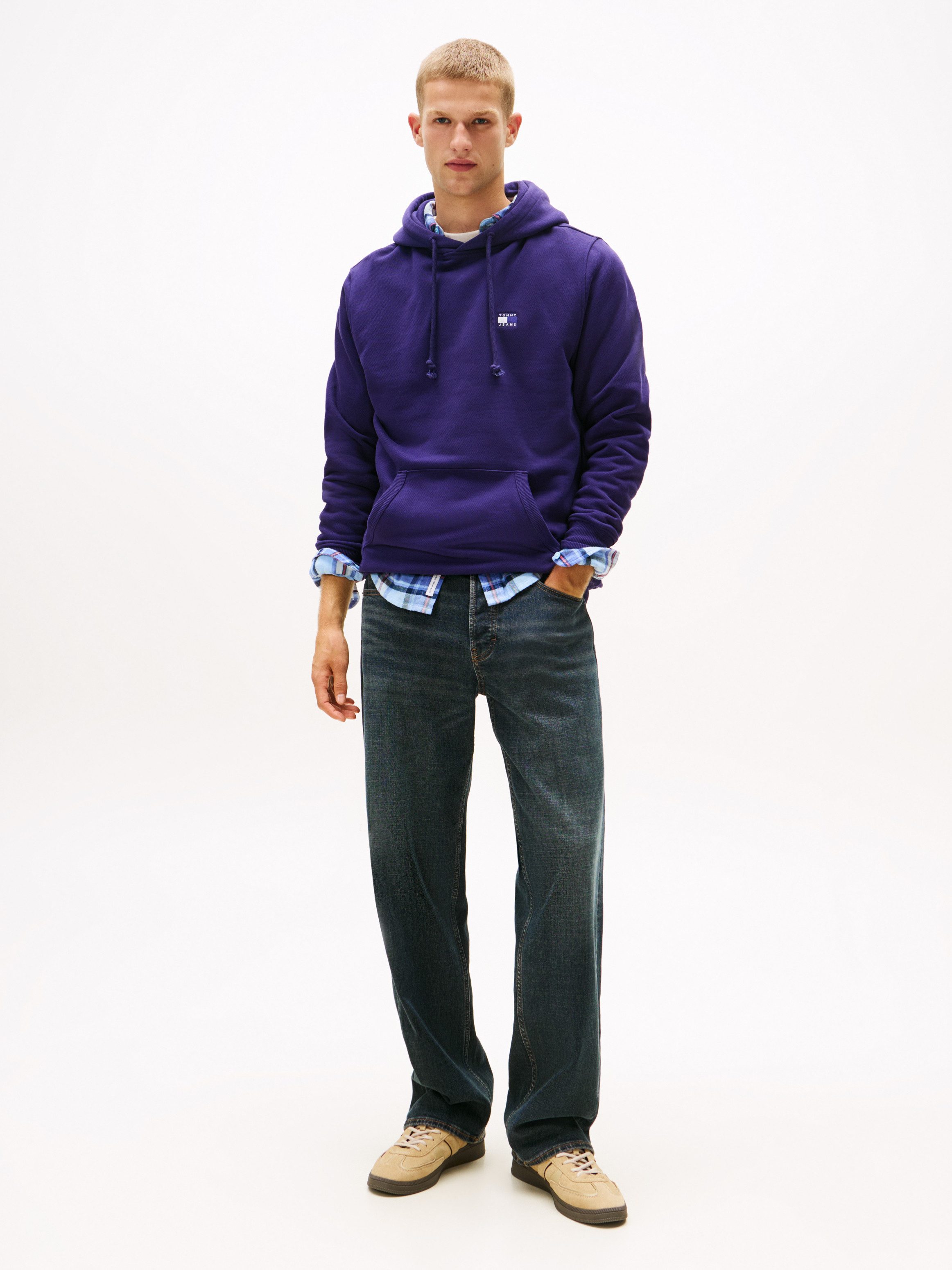 Tommy Jeans Hoodie TJM REG BADGE HOODIE EXT Mit Rundhalsausschnitt