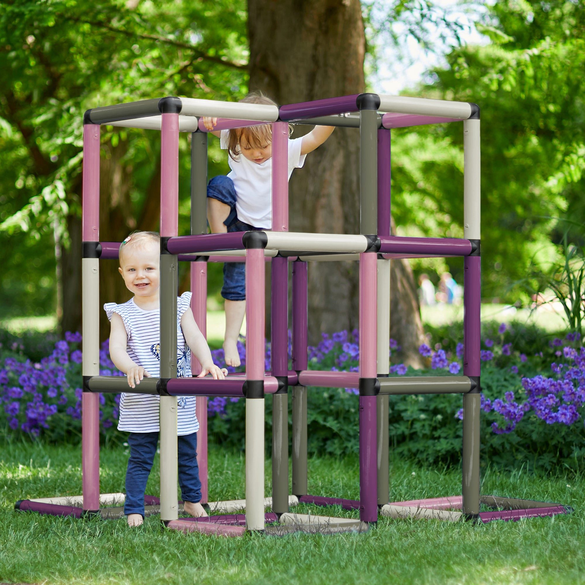 QUADRO Klettergerüst Kletterpyramide Home, (Montessori-inspiriertes Set, 237-St., 16 Modellideen für optimale motorische Entwicklung), Modulares Stecksystem, ab 12 Monaten, Made in Germany, UV-stabil