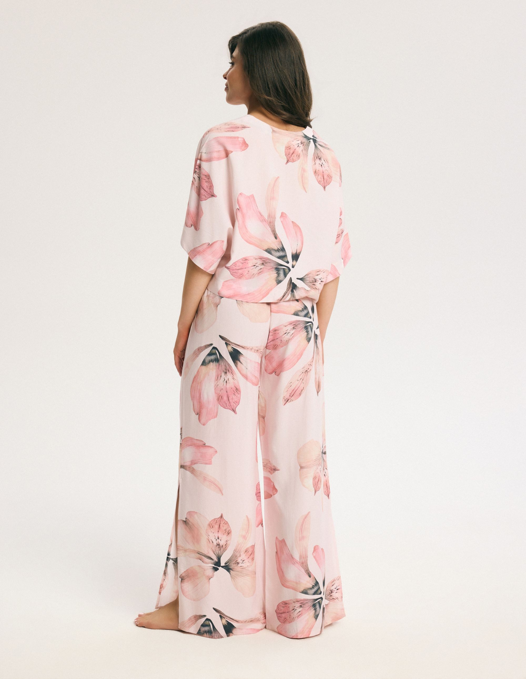 ESOTIQ Pyjama Pyjama Set Pria Kurzarm V-Ausschnitt Viskose Blumenmuster bequem (2 tlg)
