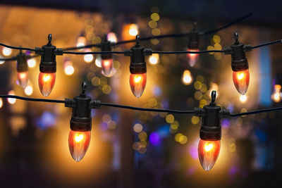 Grundig LED-Lichterkette Lichterkette, 10-flammig, 10 LED-Glühbirnen mit Flammeneffekt 10 -flammig