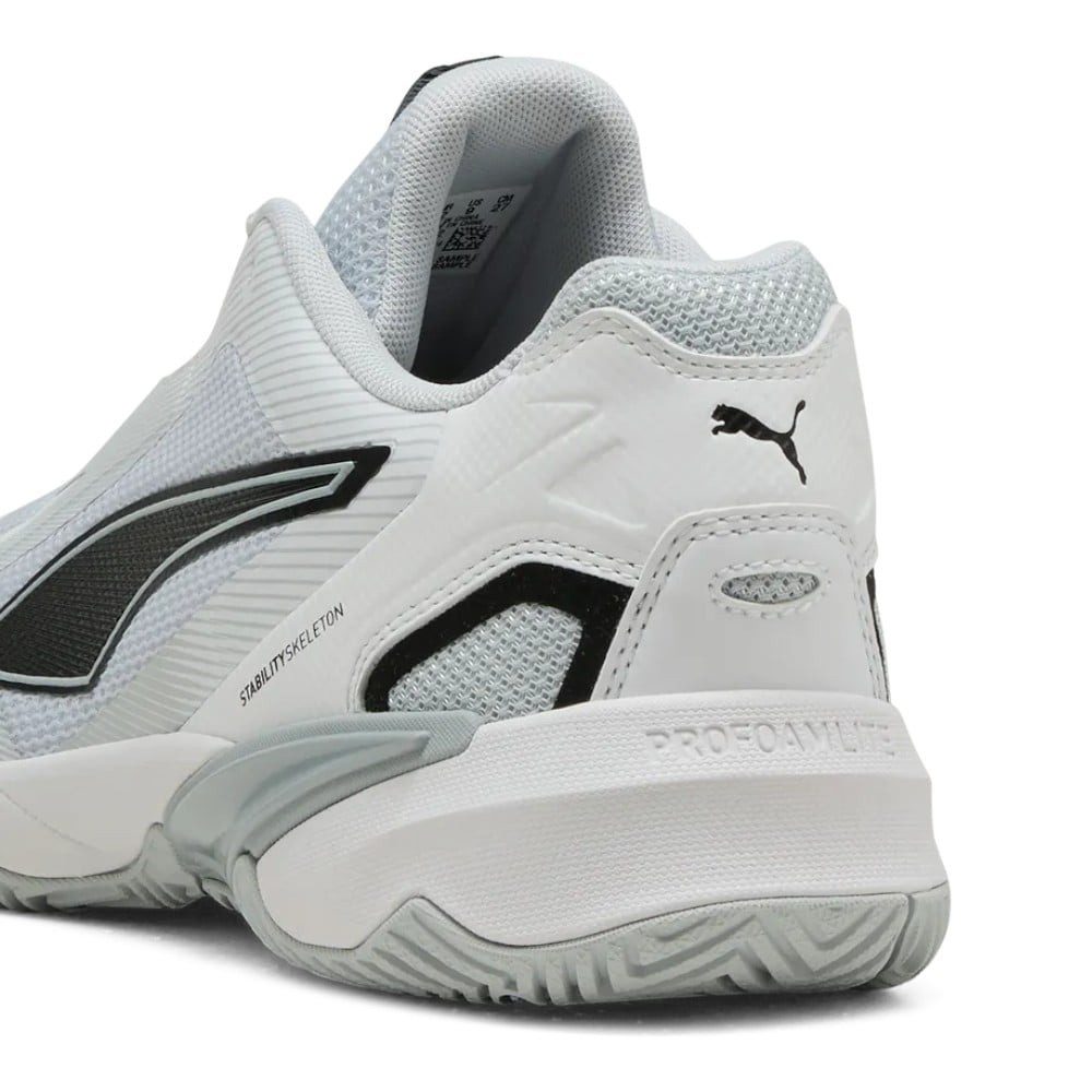 PUMA Hallen-Indoorschuhe Solarstrike 4 weiss/grau Herren Badmintonschuh