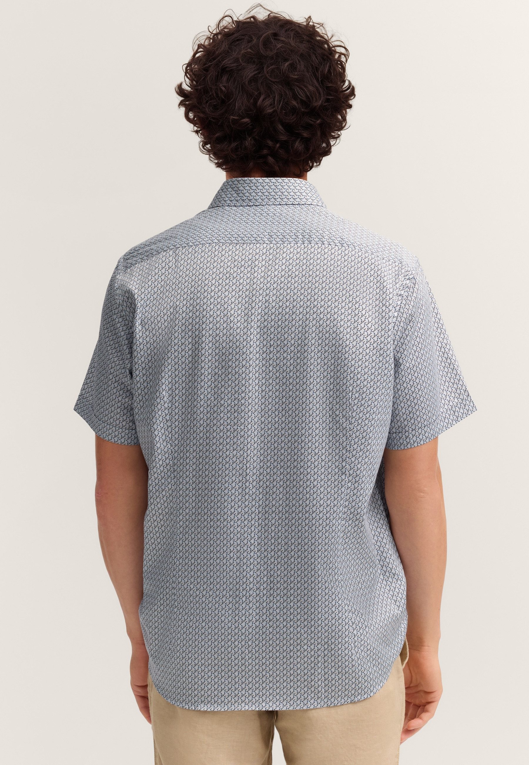 bugatti Kurzarmhemd elegant mit Allover-Muster